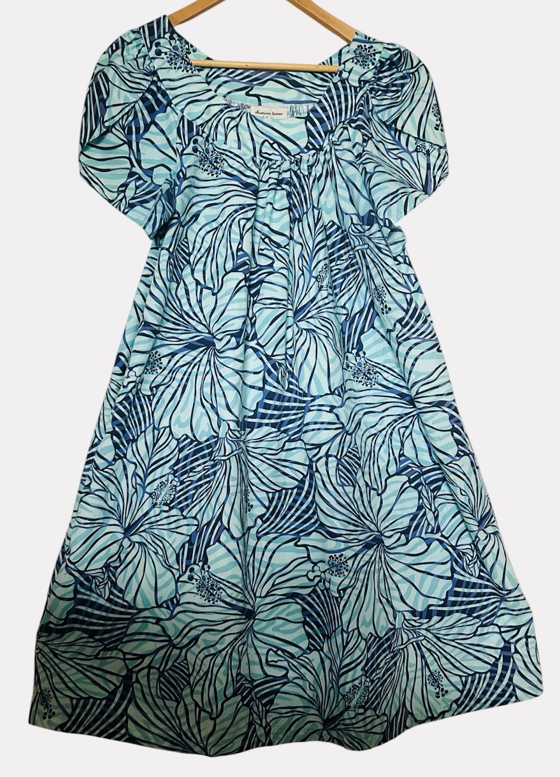 Hawaiian Reserve Collection Womens L Hawaiian Dress / Muum Dress