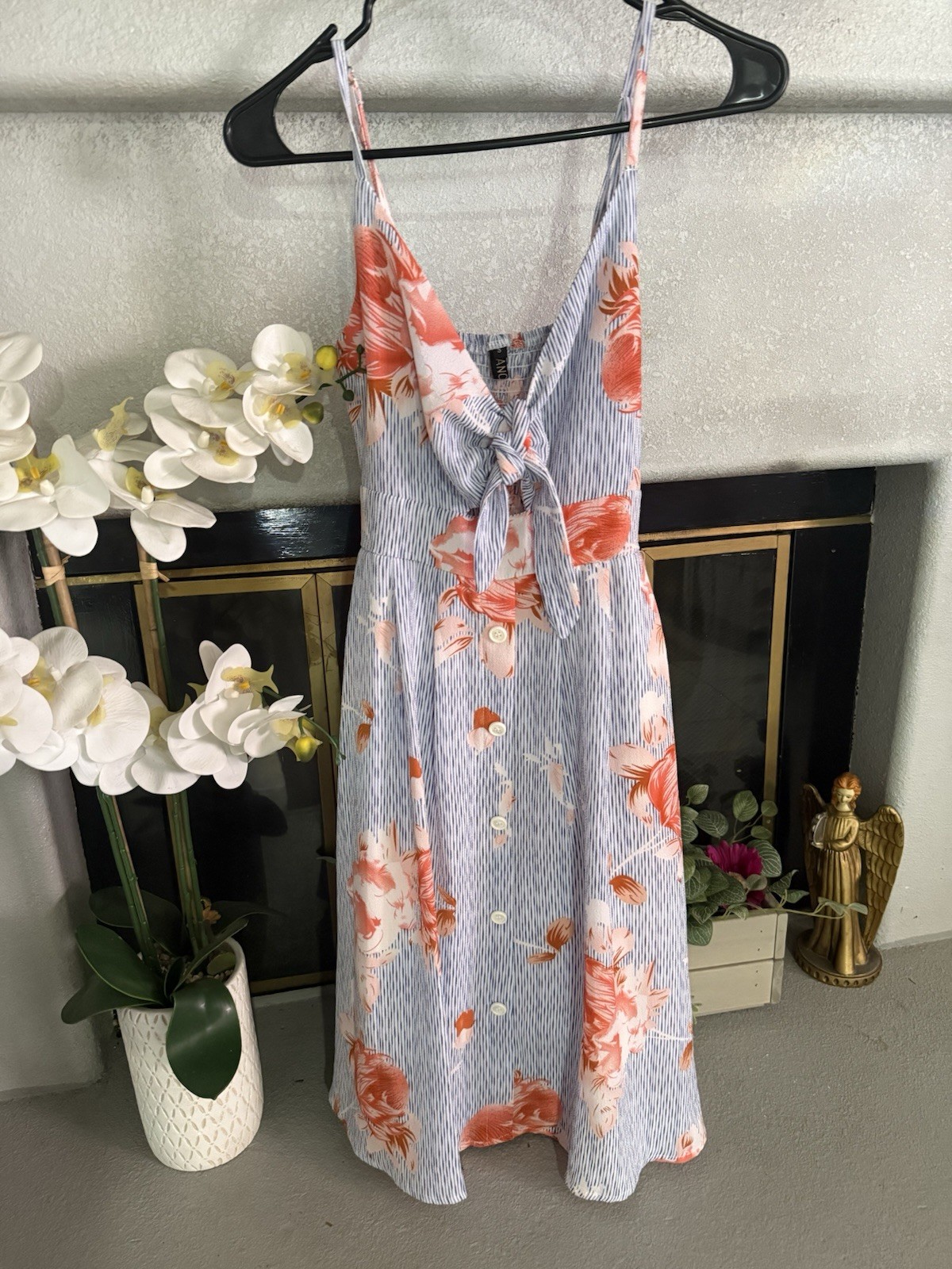 FANCYINN Women’s Sun Dress Size S, Tie Front, V-Neck, Spaghetti Straps