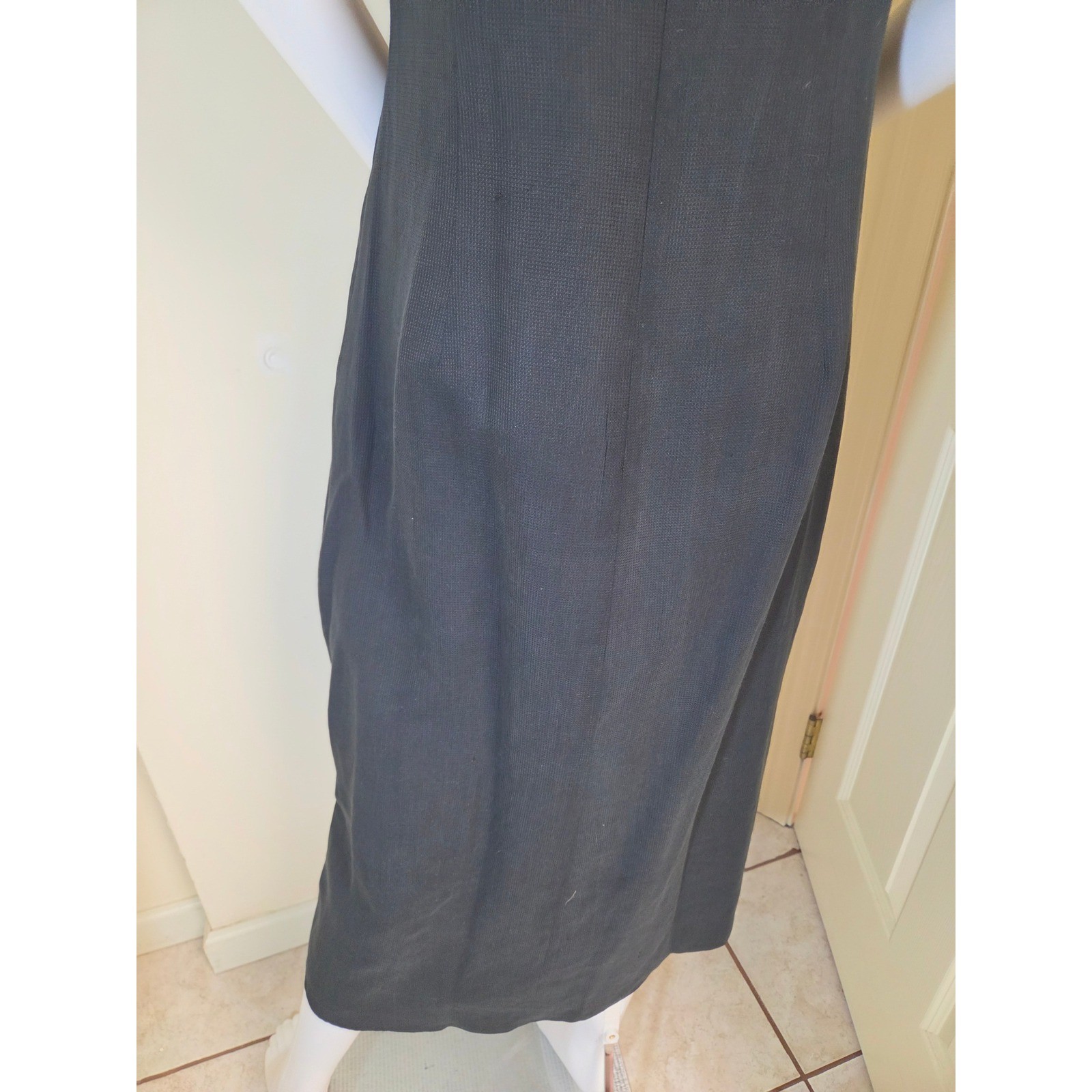 Finity Black 100% Silk Short Sleeve Midi Dress Size 4 Textured Crew Neck Lining