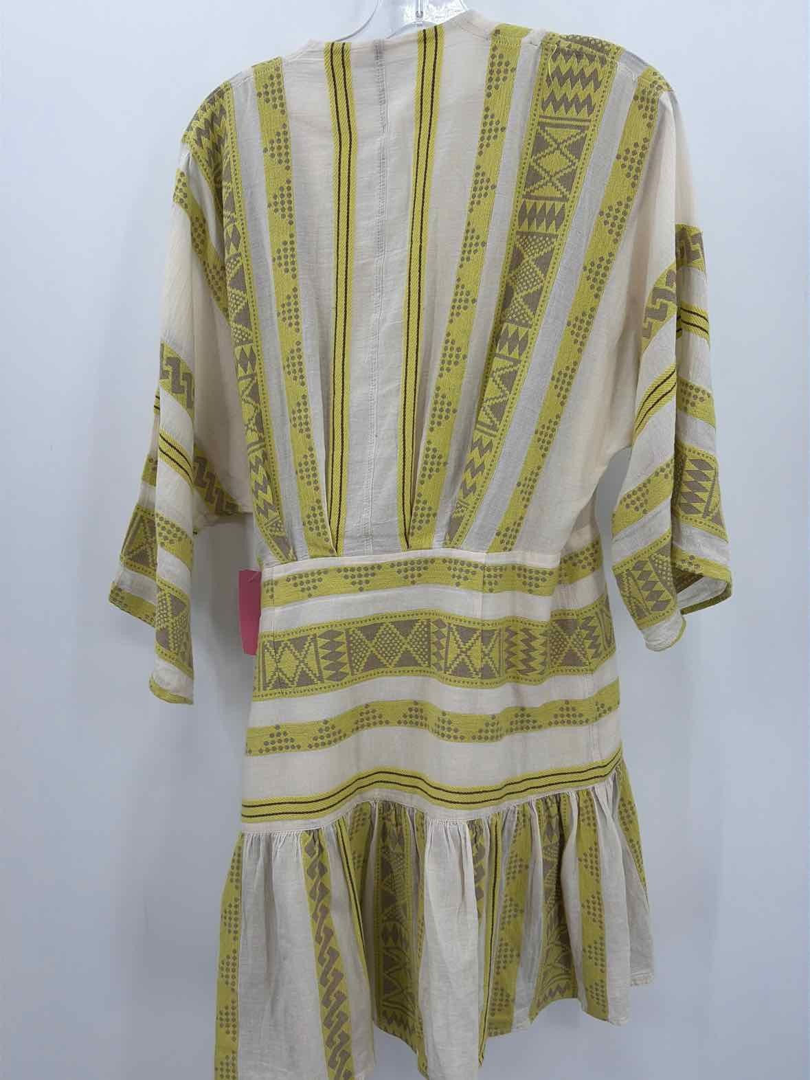 Pre-Owned Devotion Twins Ivory Size Medium Knee Length Long Sleeve Dress