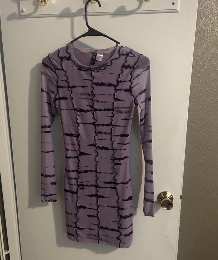 H&M Striped Body Con Dress, Size Small, Only Worn Once To Try On