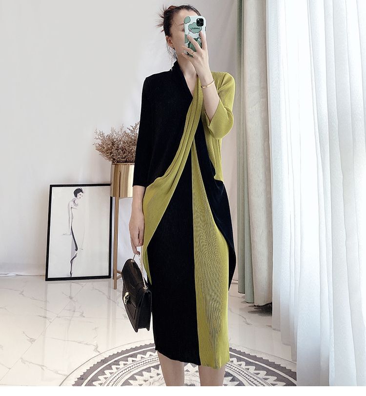 2024 Wrinkle Elegant Dress French Loose Temperament Long Skirt