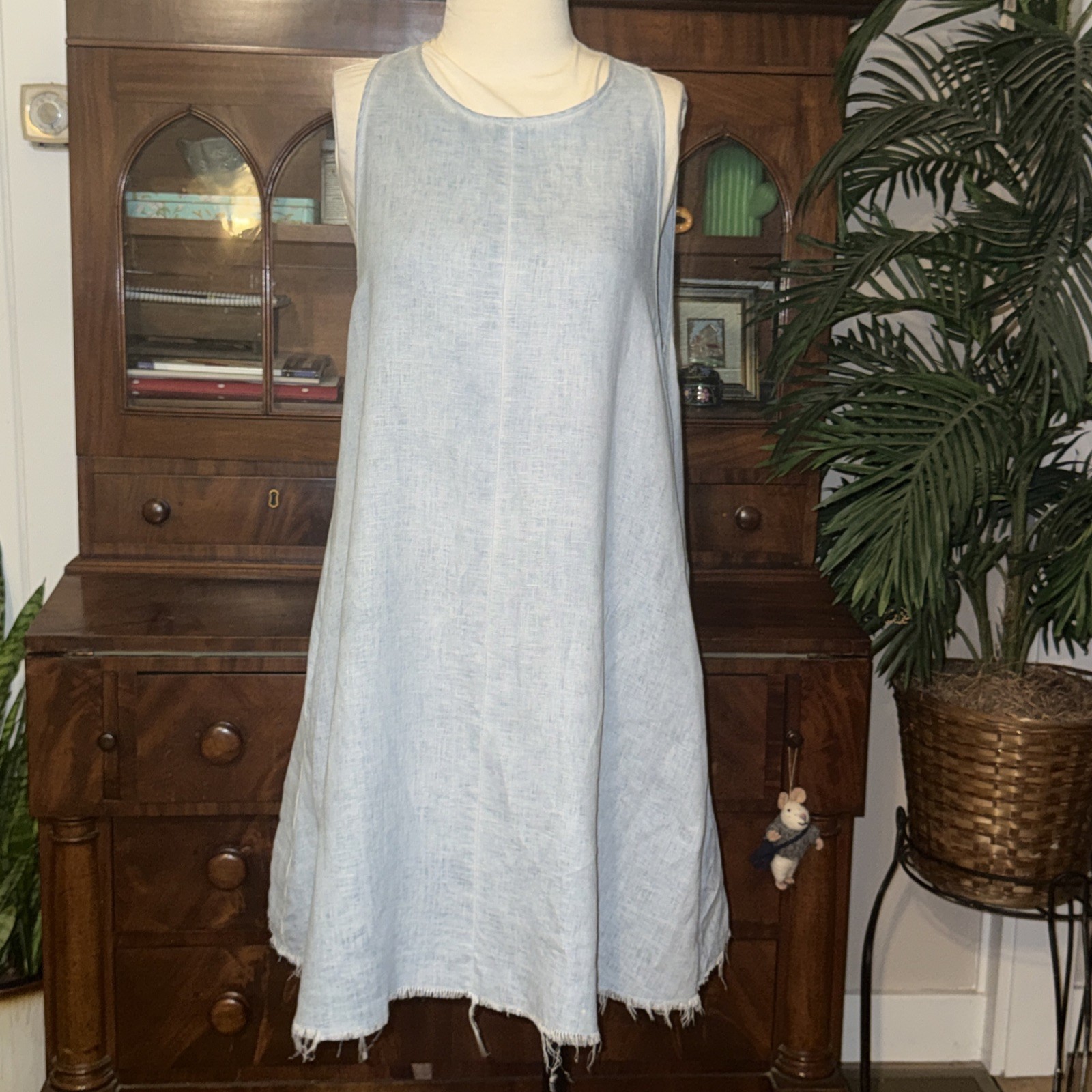 Zara Pale Blue Linen Sleeveless Shift Dress with a frayed/raw hem Womens SZ M