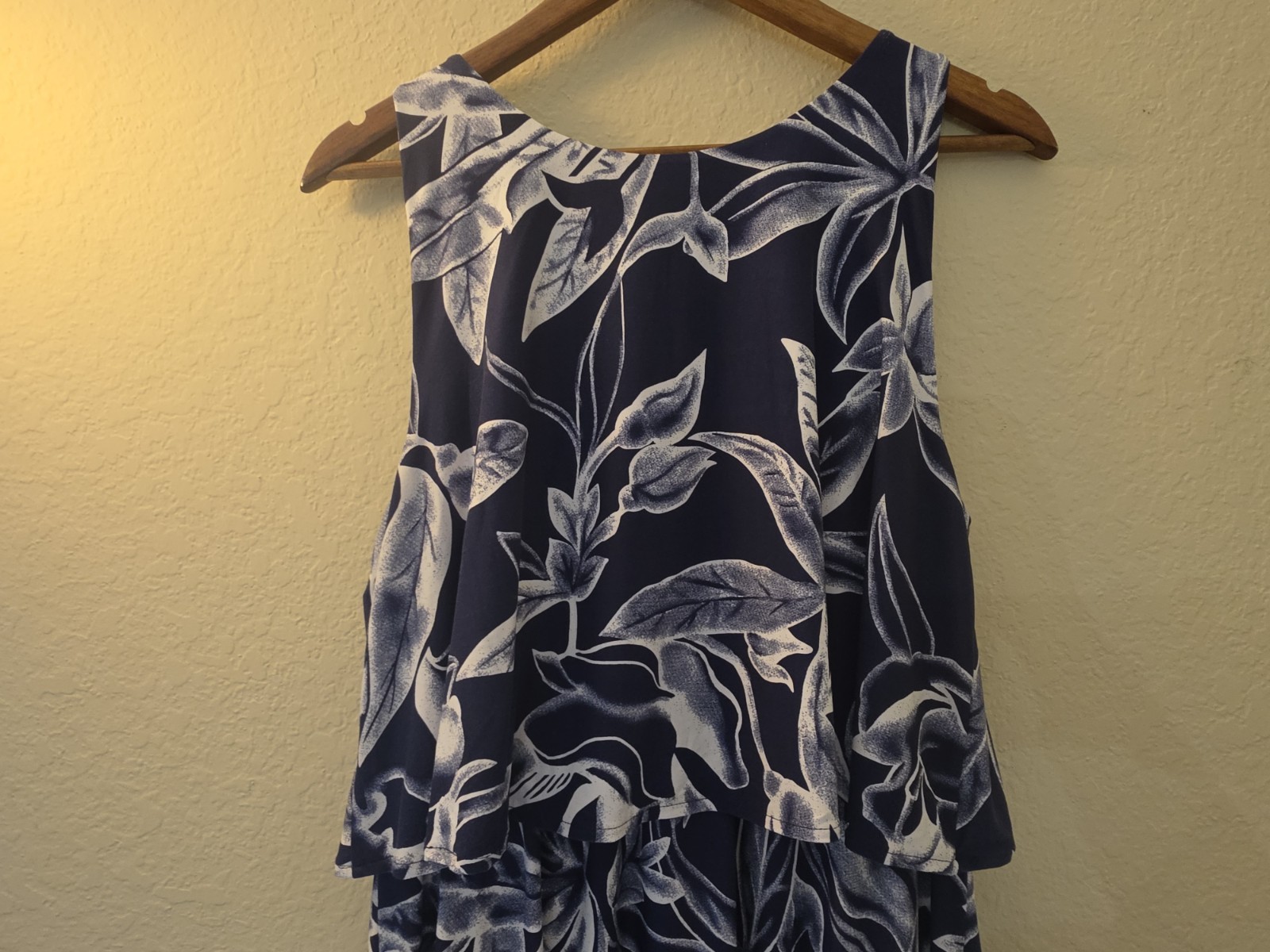 NWT Soma Dress Womens Medium Navy Blue Grey White Floral Tiered Asymmetrical Hem