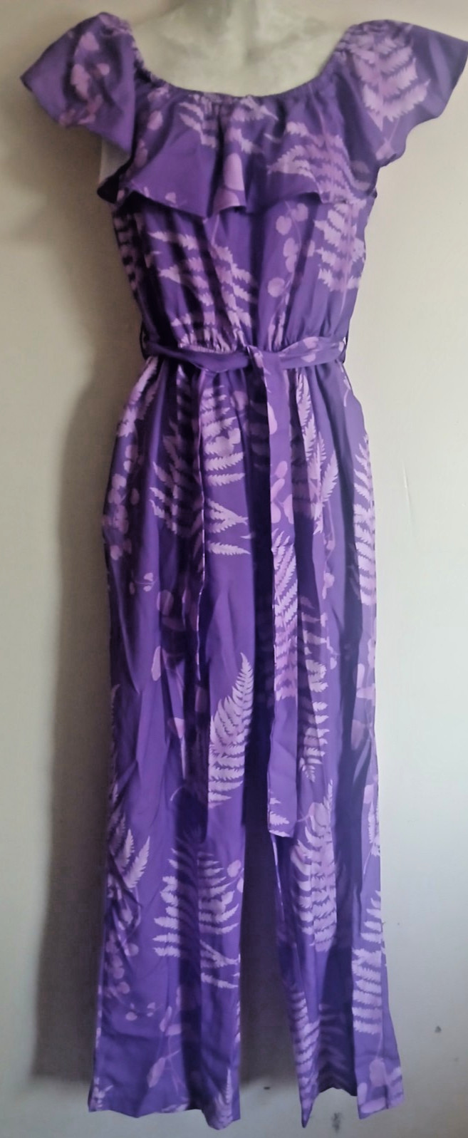 Red Leaf Purple Floral Off Shoulder Ruffle Belted jumpsuit Women’s S 5256