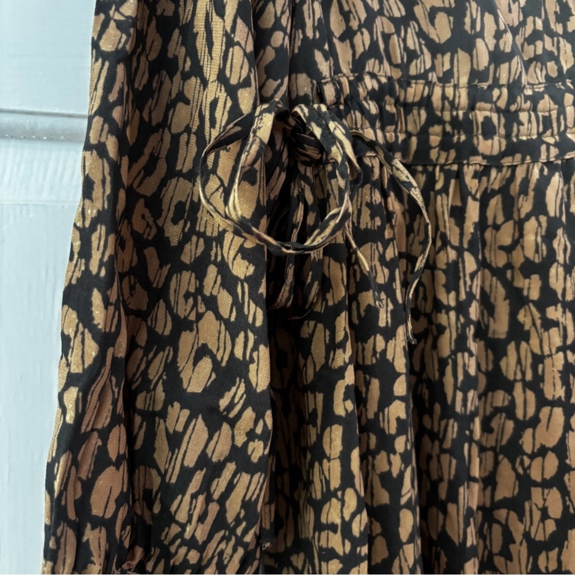 Rails Maple Dress Batik Cheetah Leopard Size Medium Long Sleeve Cinch Midi Dress