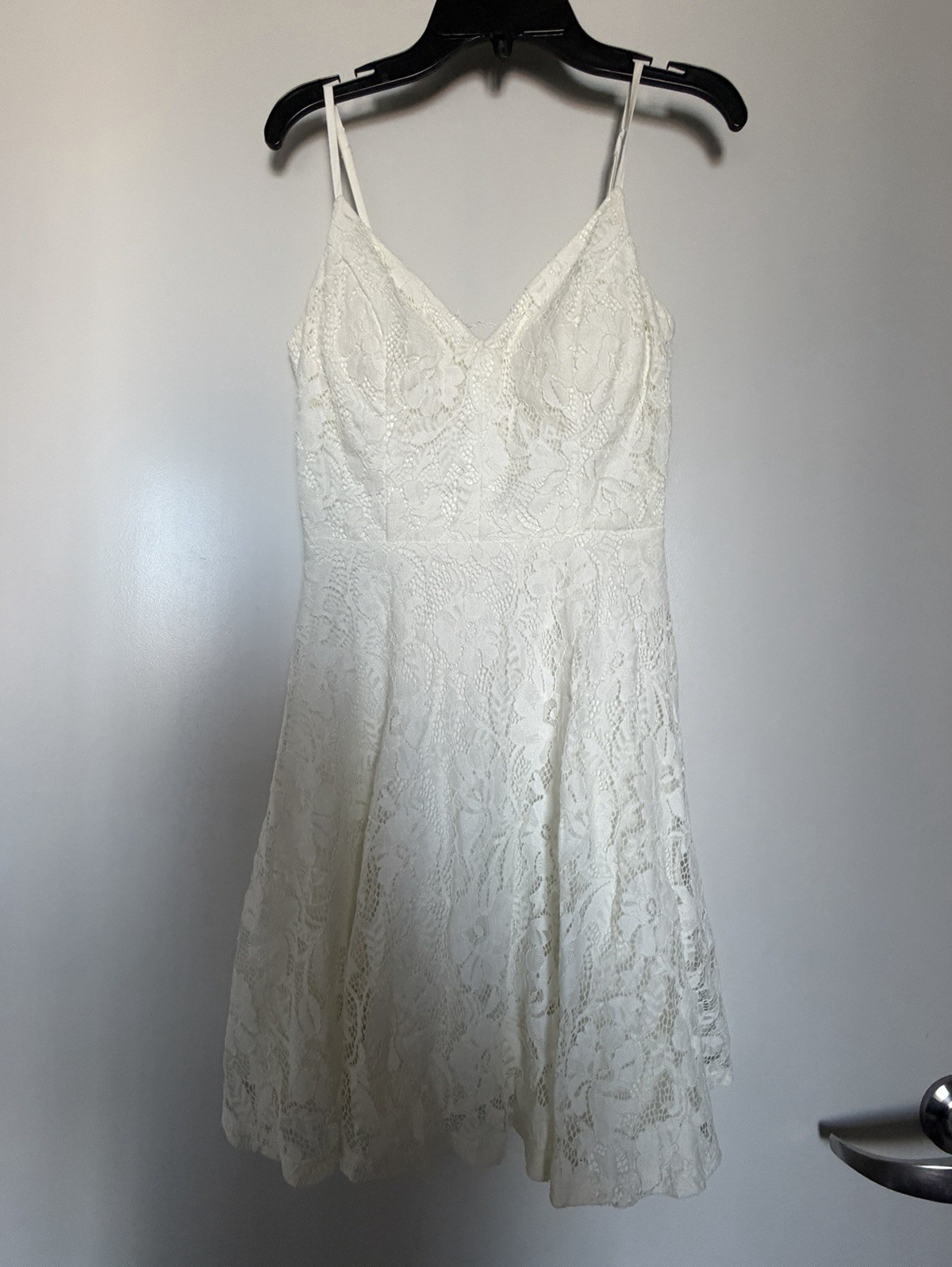 City Studio White Floral Lace V-Neck Spaghetti Strap Lined A-Line Mini Size 3