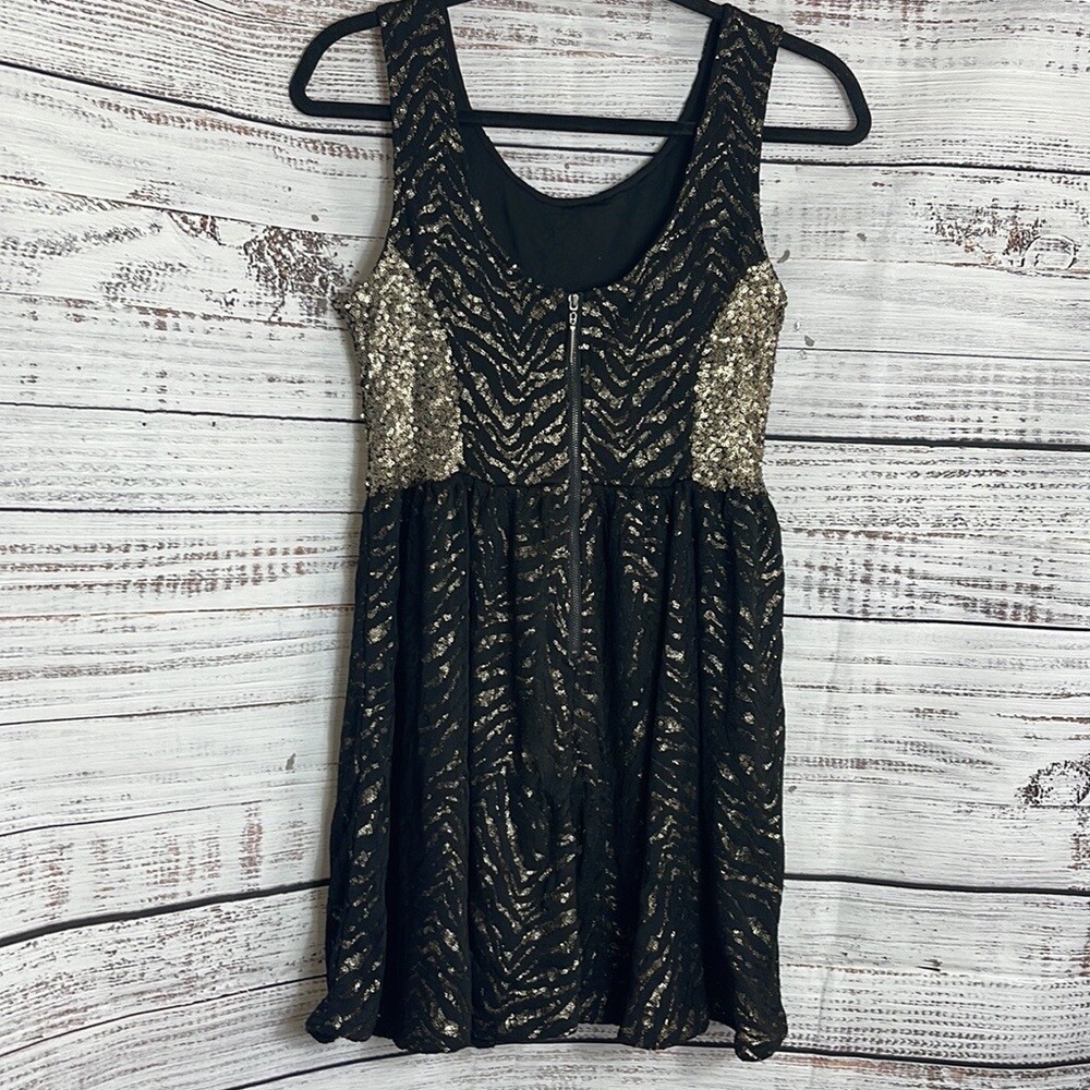 Revolve Hunt no more Dress Womens beaded sequined fit and flare lace mini NWT