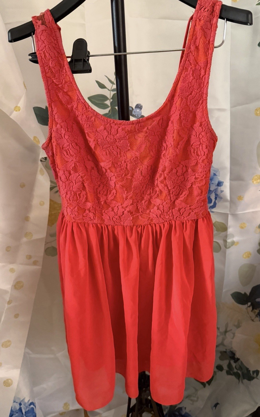 Forever 21 Women’s Orange Solid Lace Scoop Neck Strappy Mini Dress S/P