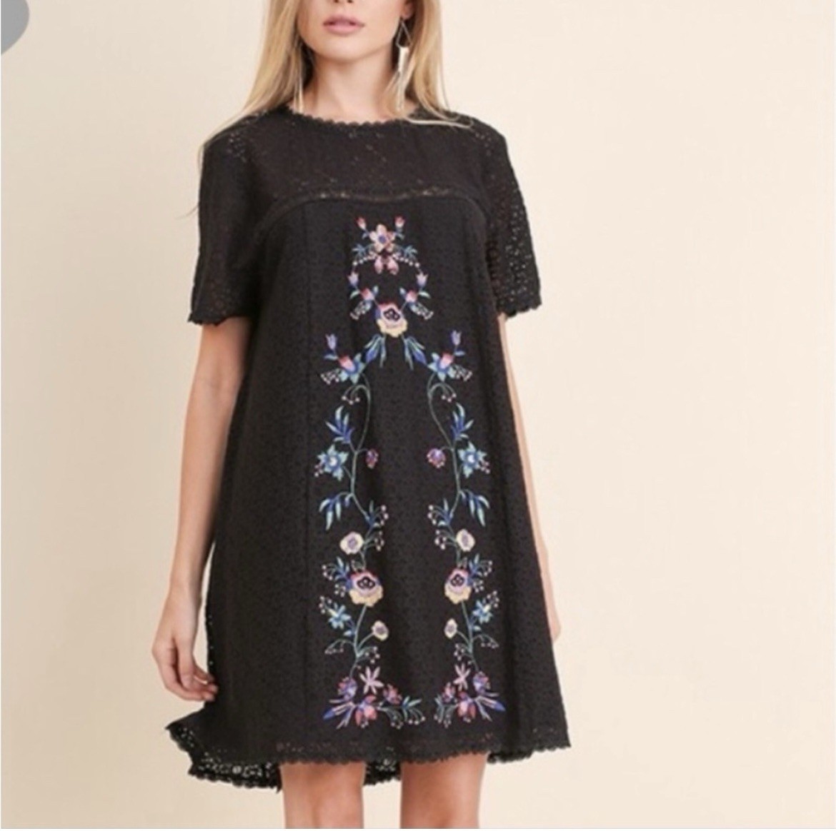 Umgee USA Black Lace Mini Dress Floral Large Embroidery Boho Short Sleeve Womens