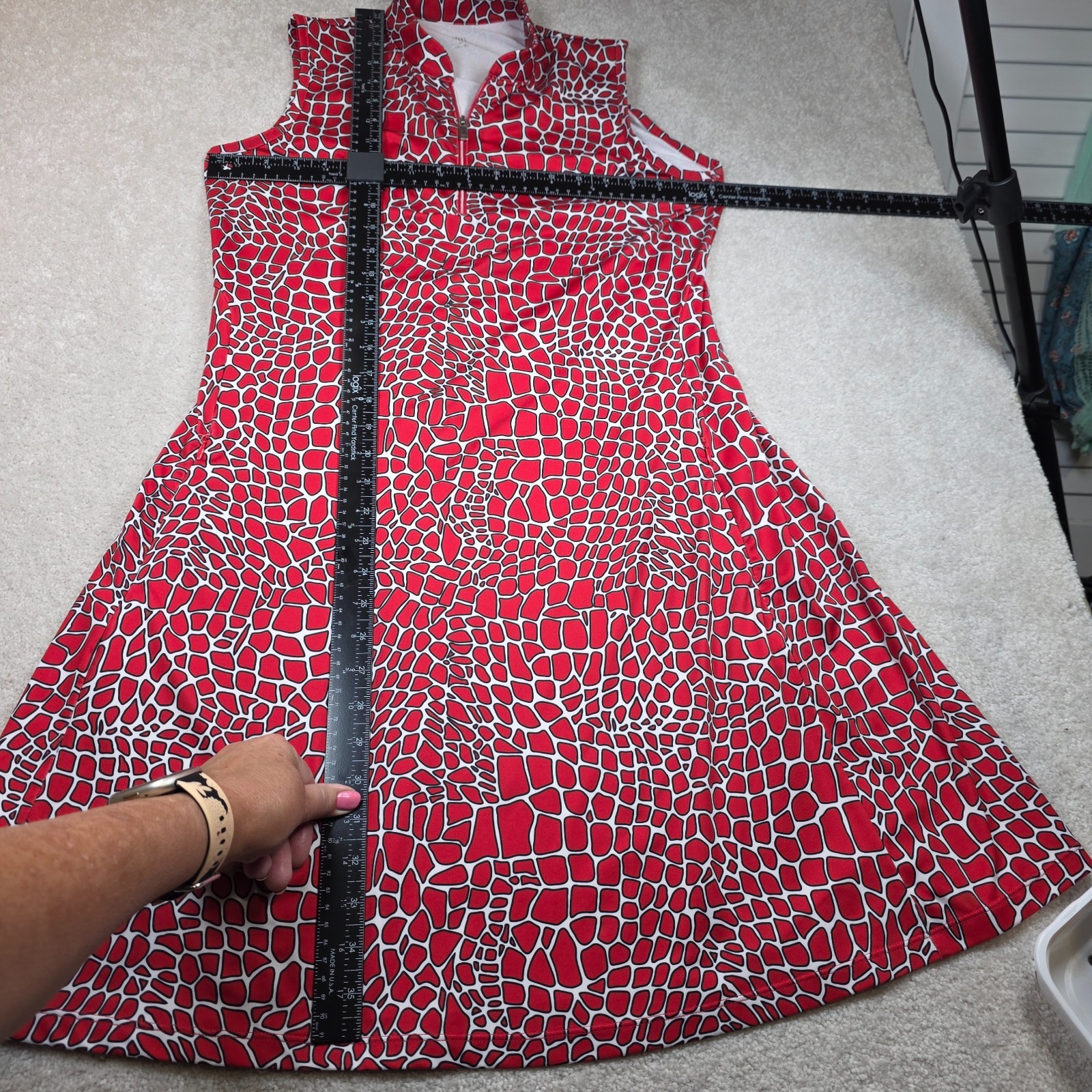 Tail Activewear Golf Dress Womens M Red White Exotic Reptile Sleeveless Stretch