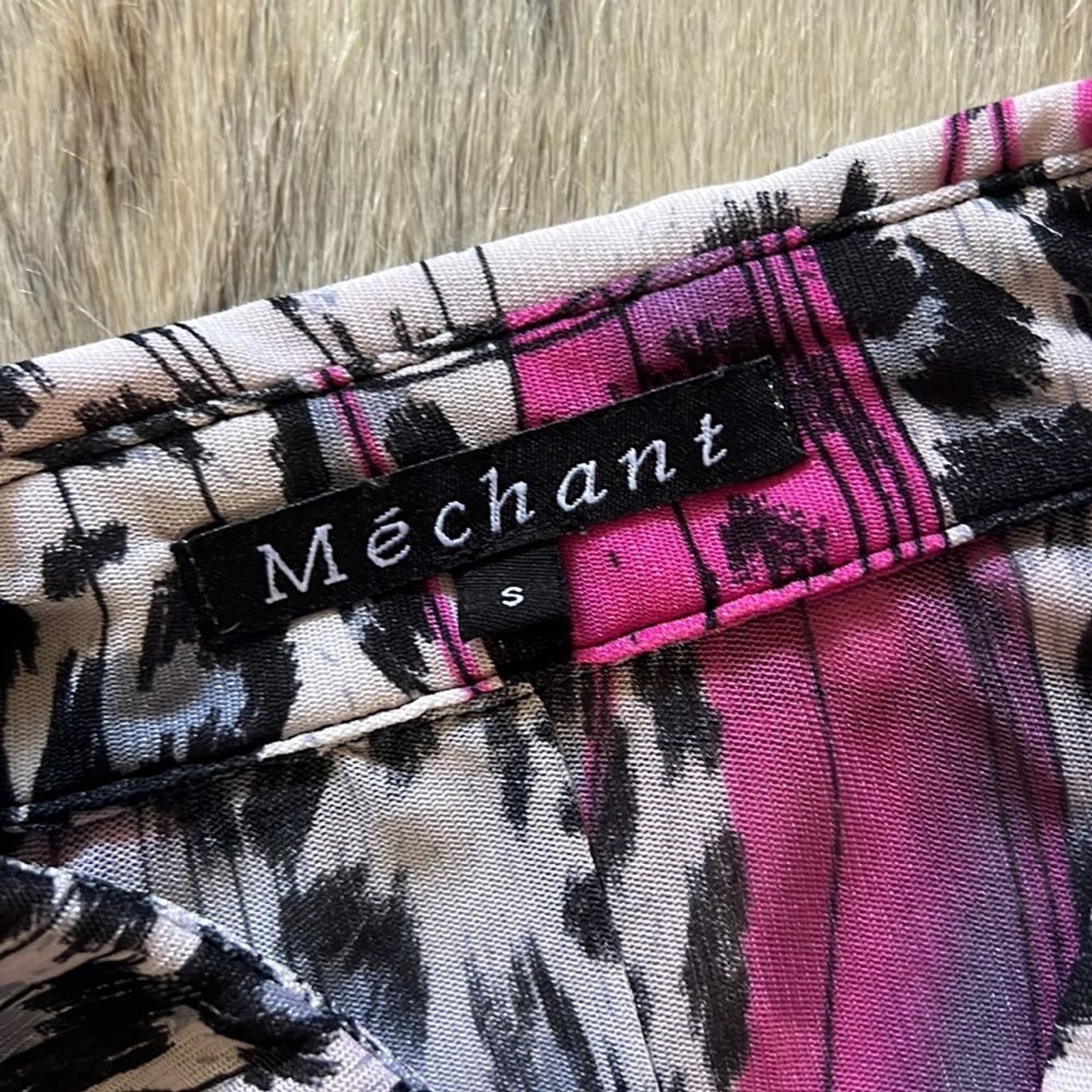 Mechant Collared Animal Print Soft Dress 3/4 Sleeve Size: Small