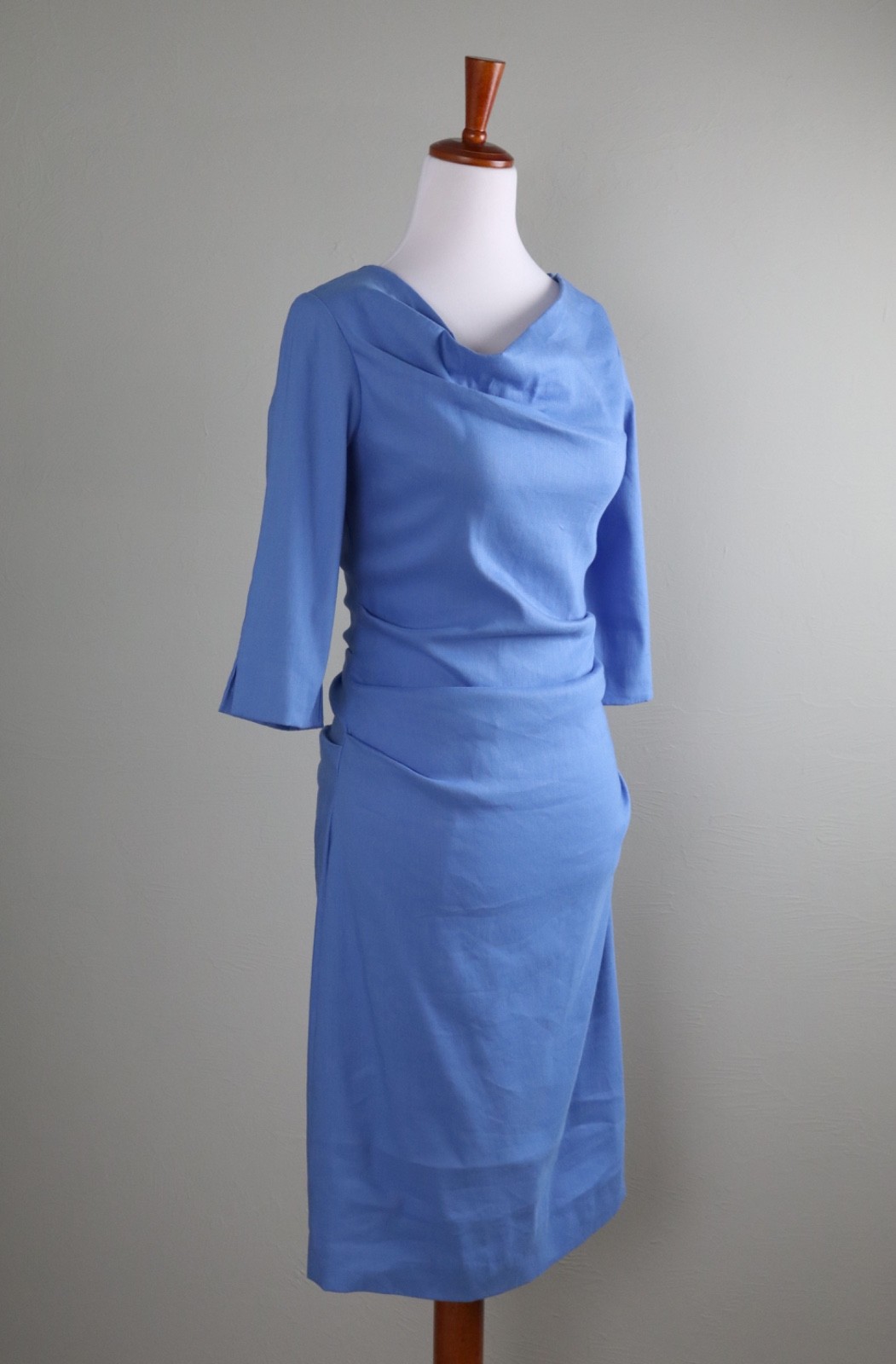 SARA CAMPBELL NWT $258 Solid Blue Limited Edition Pin Tuck Wiggle Dress Size 6