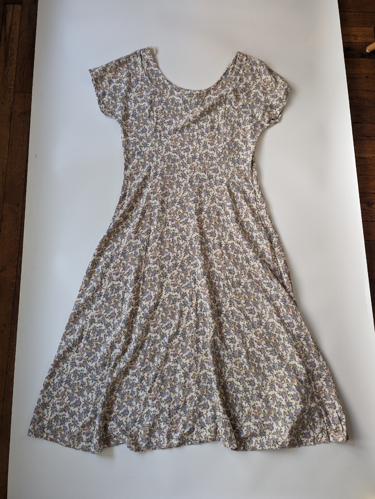 Betsy Lauren Size 13/14 Vintage Floral Summer Midi Dress