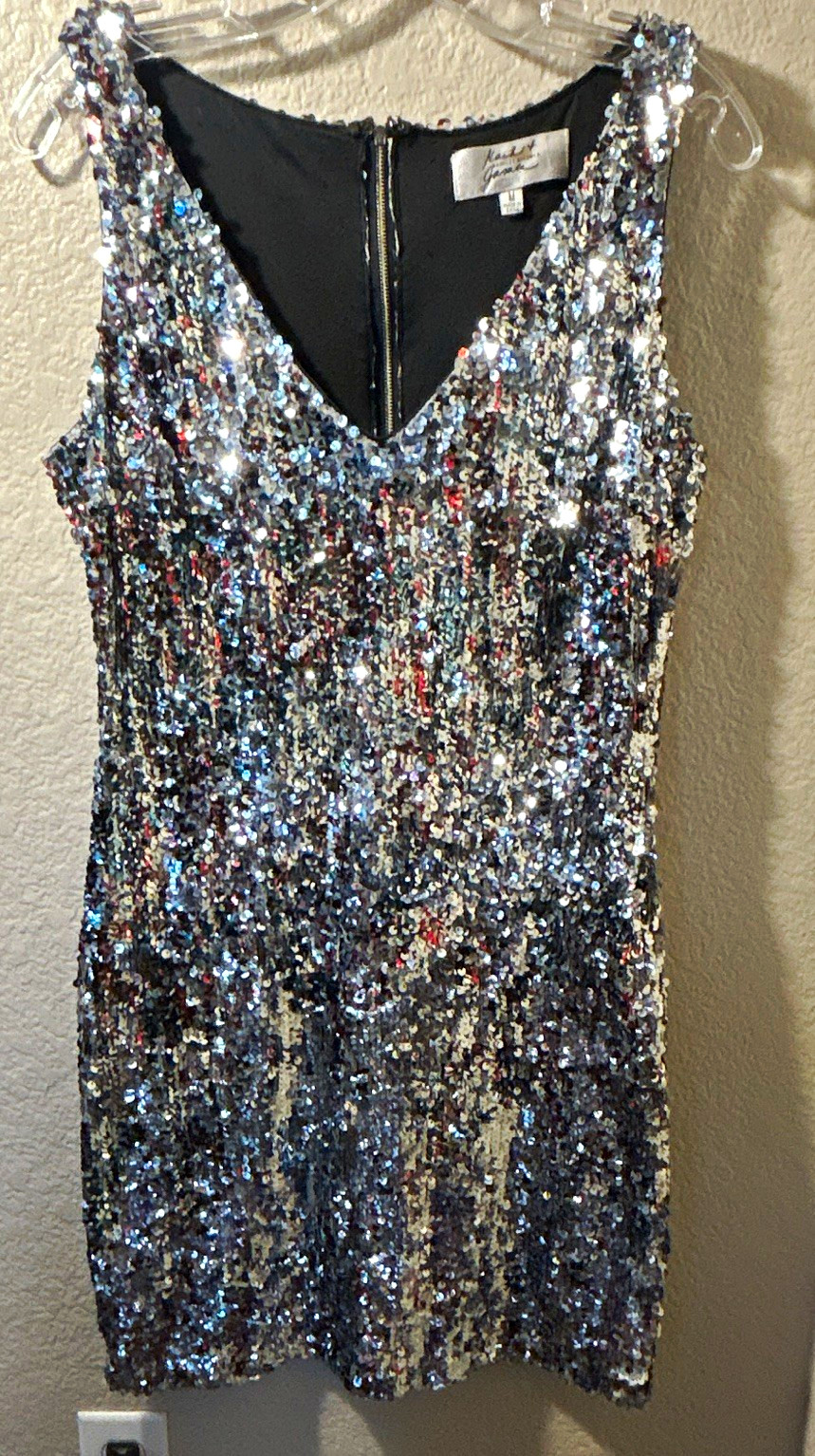 Badgley Mischka Silver Sequin Sleeveless V-Neck Mini Dress Women’s M