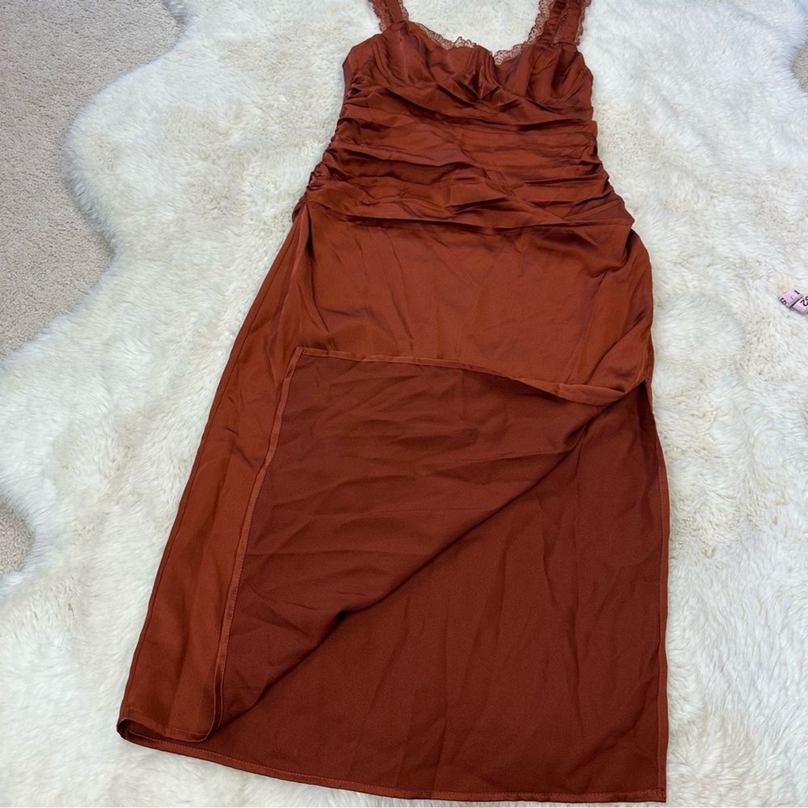NEW! ASTR The Label Rust Copper Satin Lace Detail Ruched Underwire Midi Dress, M