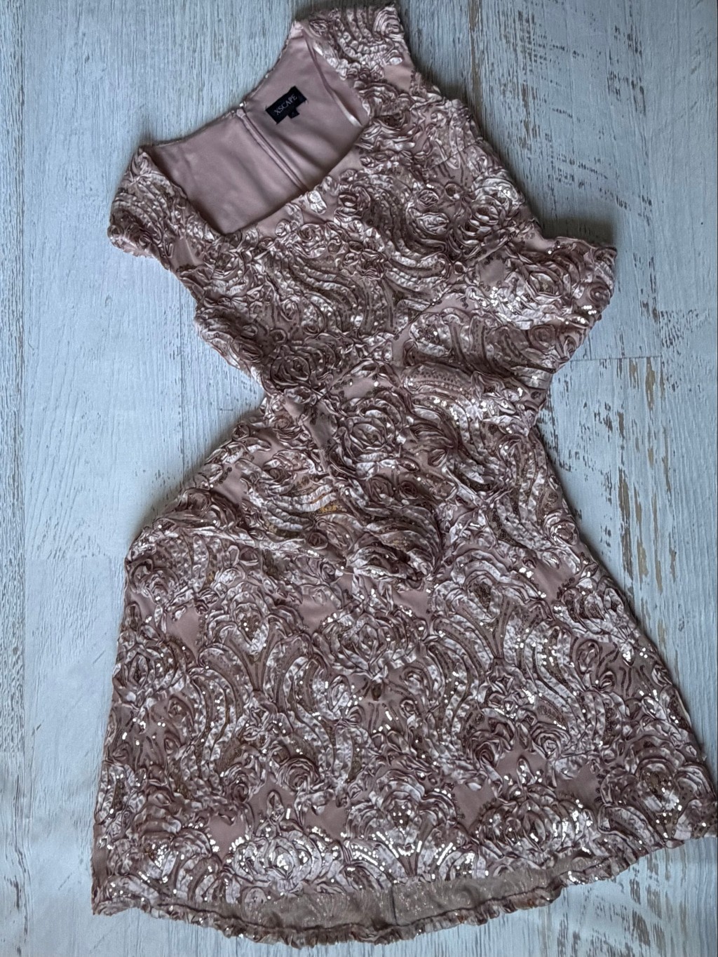 Women’s Xscape Gown Size 12 Beige Gold Sequin Floral