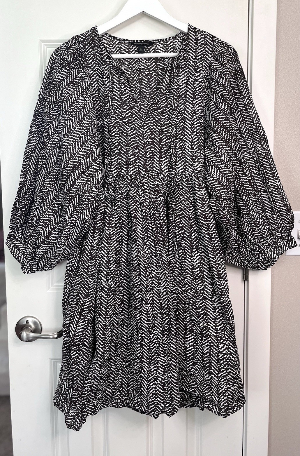 Banana Republic Dark Brown White Abstract V-Neck Balloon Sleeve Babydoll Dress M