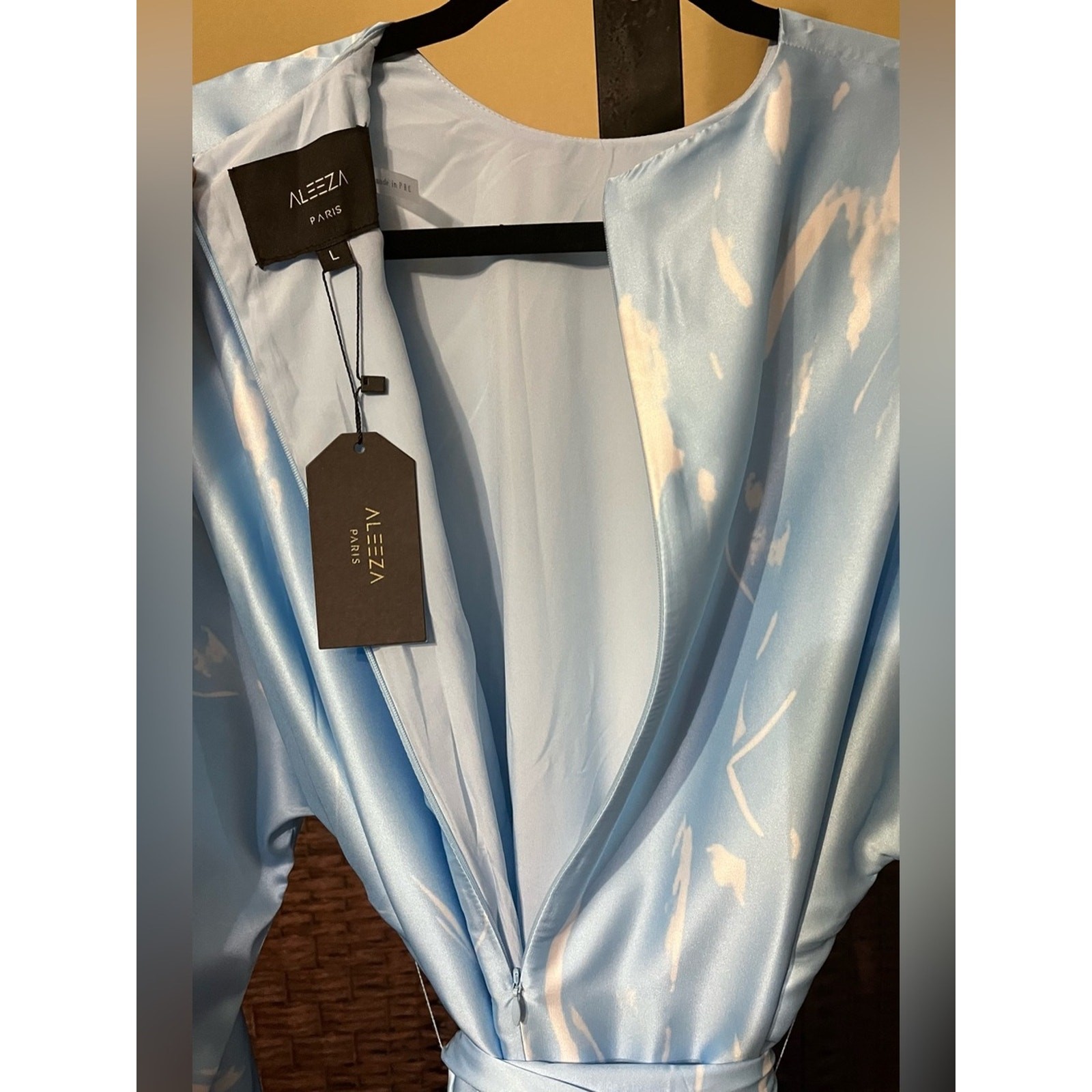 New Aleeza Paris Onyx Printed Dress – Sky Cloud Blue – Size Large