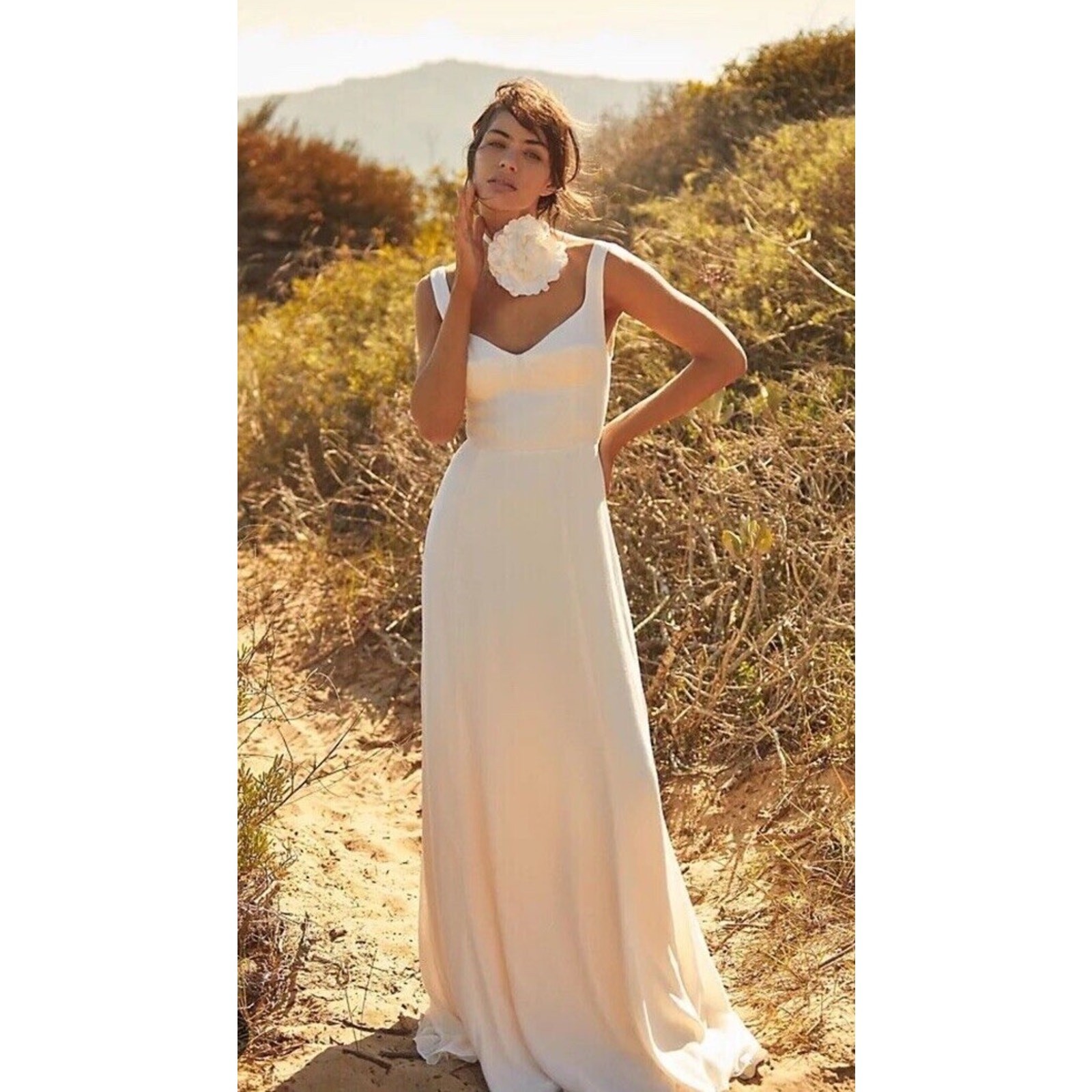 Reformation Lecce Wedding Bridal Gown Size 8 Ivory Train Sweetheart Neckline