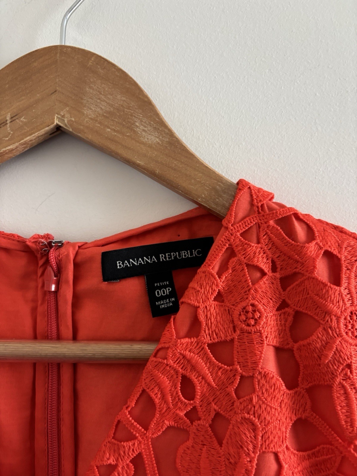 Banana Republic Dress Mini Orange Crochet Knit V-Neck Women 00P Office Wedding