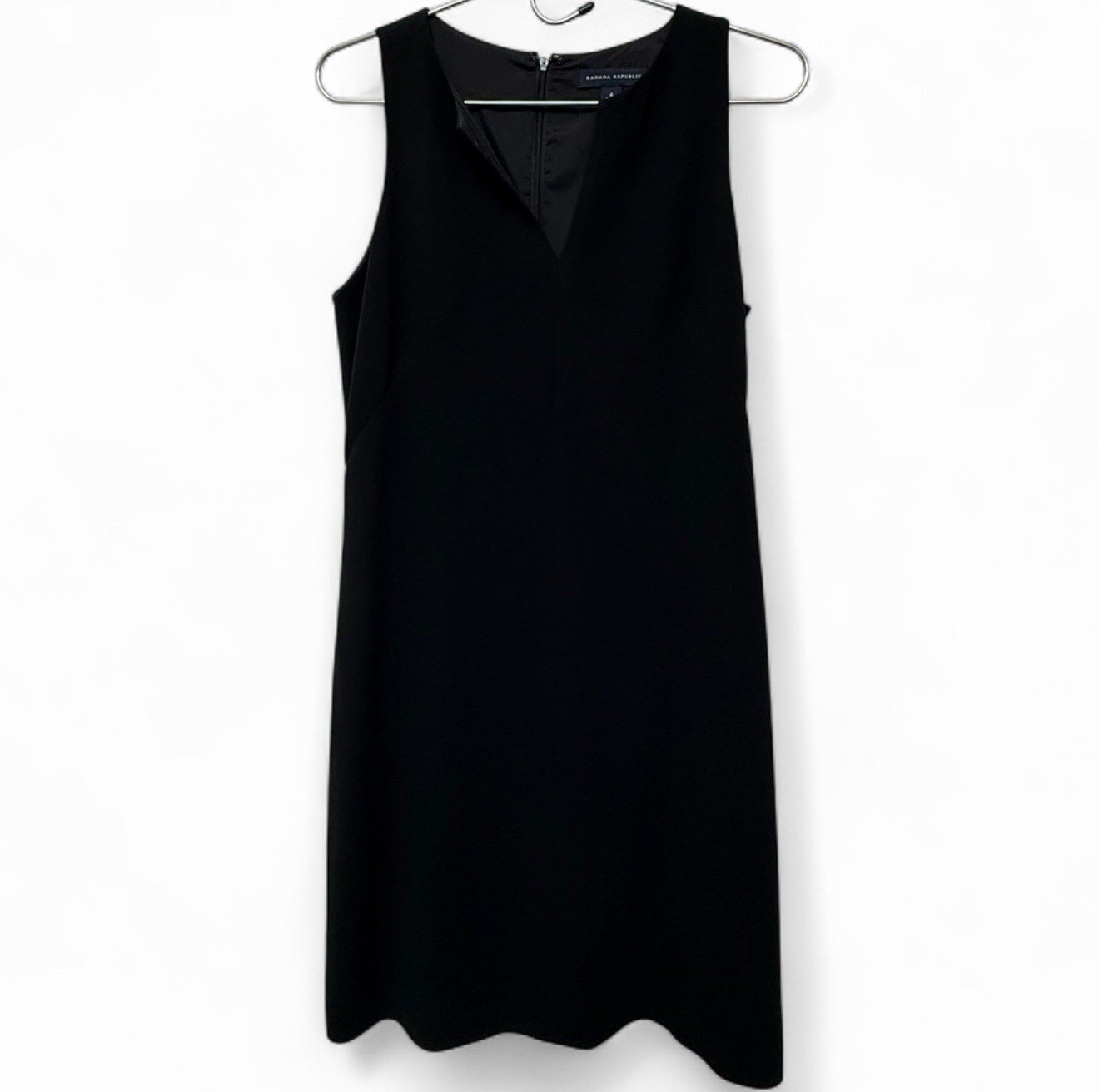 banana republic black Sleeveless dress, Size 4, Chest 34 In, Length 37 In