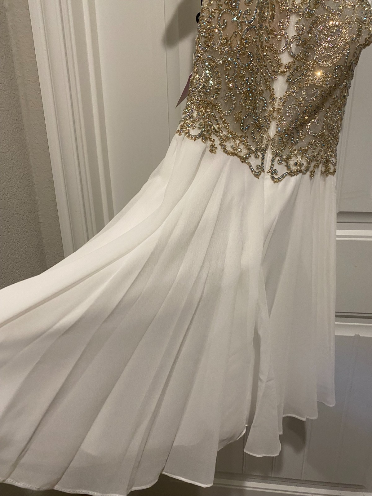 Jovani BNWT Embroidered rhinestone mini Cocktail Party dress Size 0