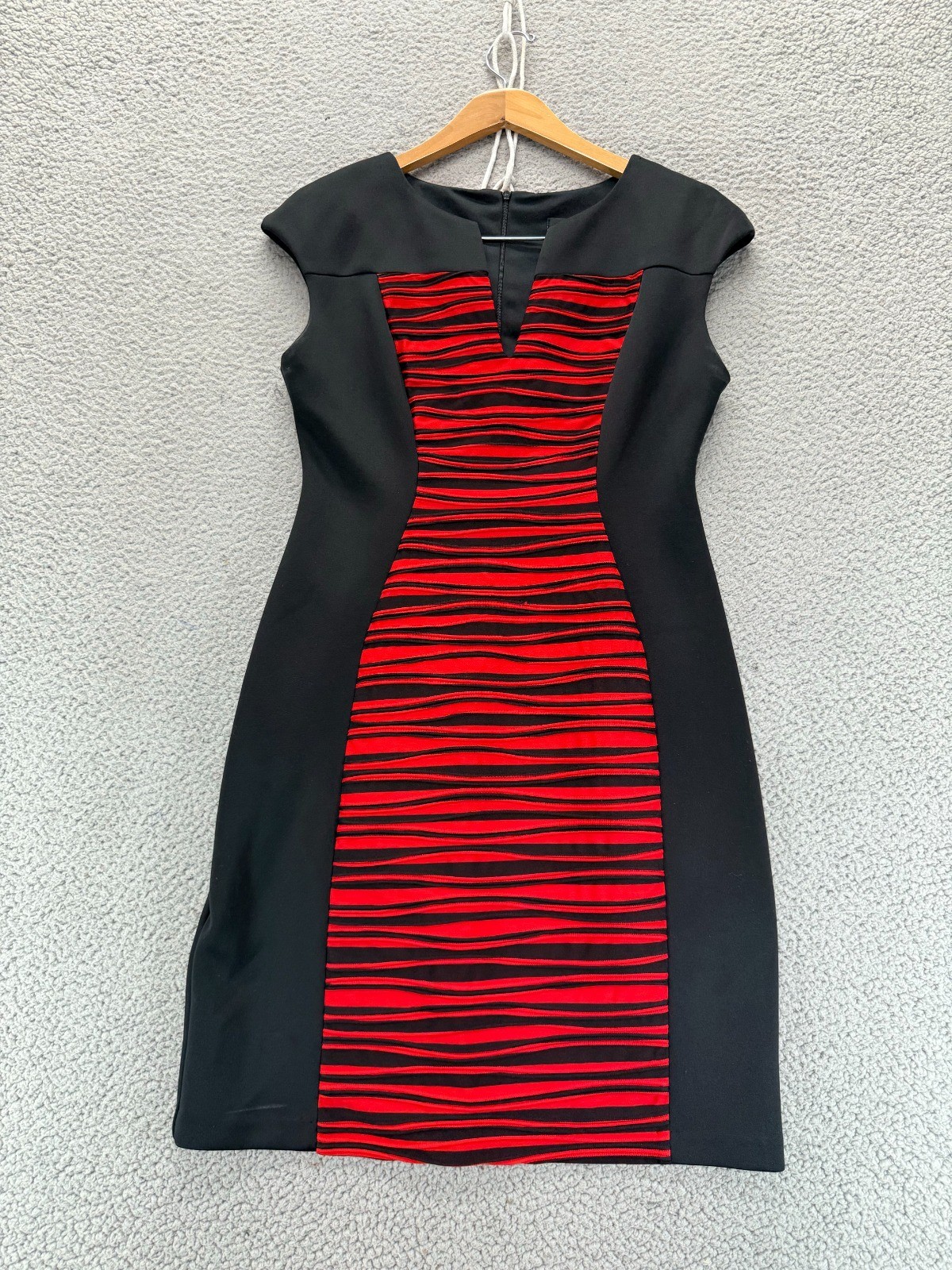 Connected Apparel Womens Cap Sleeve Split Neck Sheath Dress Black Red Size 8