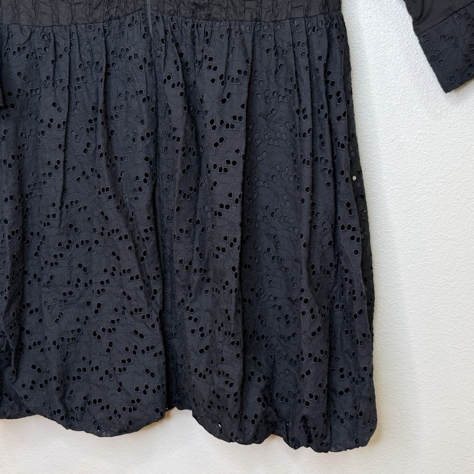 Samuel Dong Bubble Dress Size Medium Black Eyelet 3/4 Sleeve Collar Zip Front