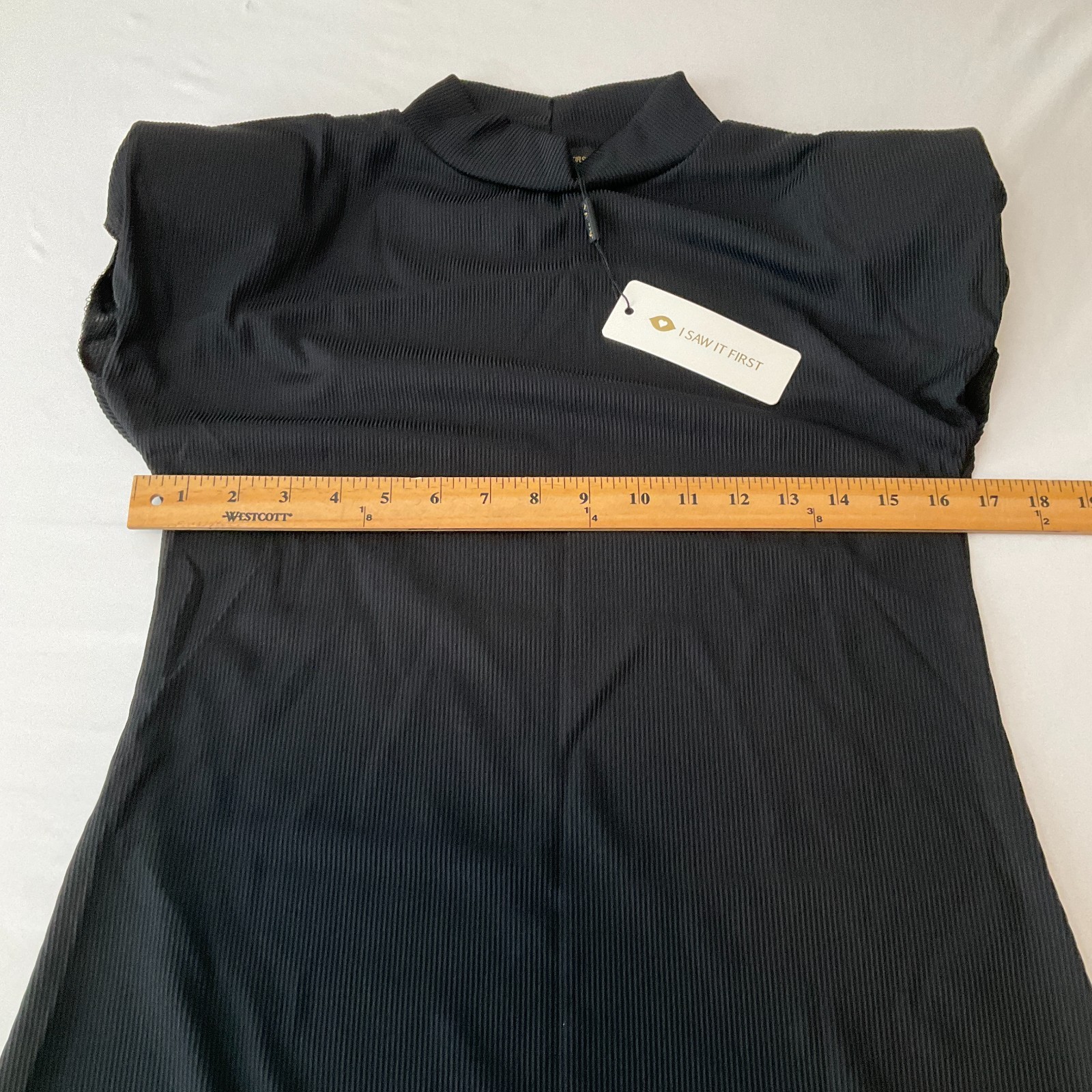 I Saw It First Sleeveless Dress Womens Size 12 Black Ribbed Padded Shoulders