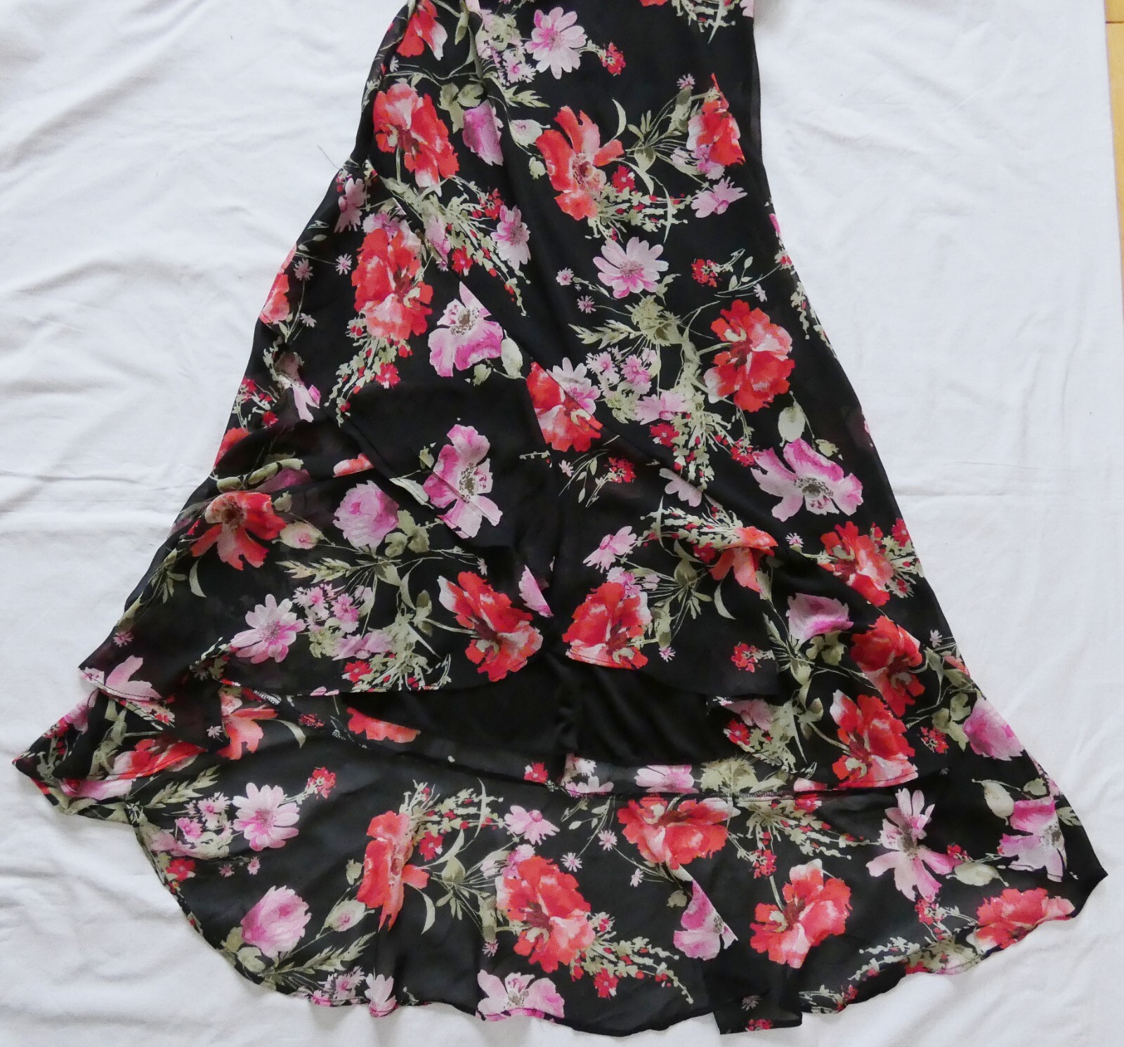Speechless Ruffled Hem High-Low Maxi Cold Shoulder Dress Black Floral NWT size S