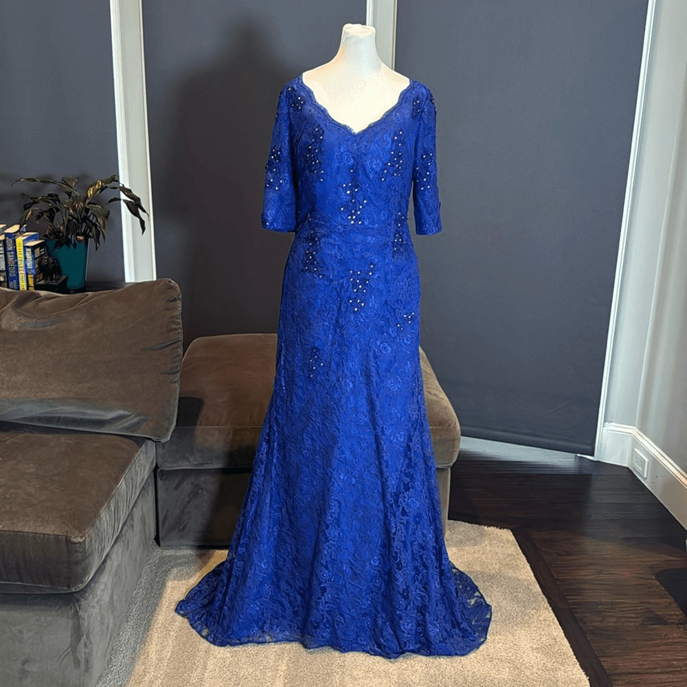 Women’s Full Length Blue Mermaid Fit Formal Dress Half Sleeve Zip Back Size 6