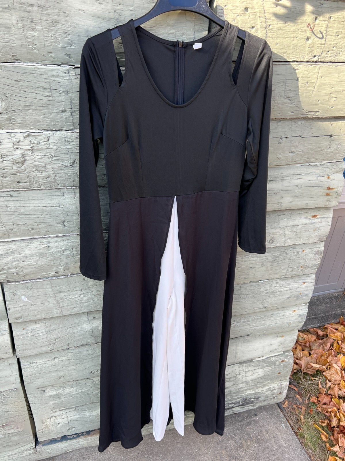 Women’s Medium Full Length Dress Winter Autumn Long Sleeve Black White Contrast
