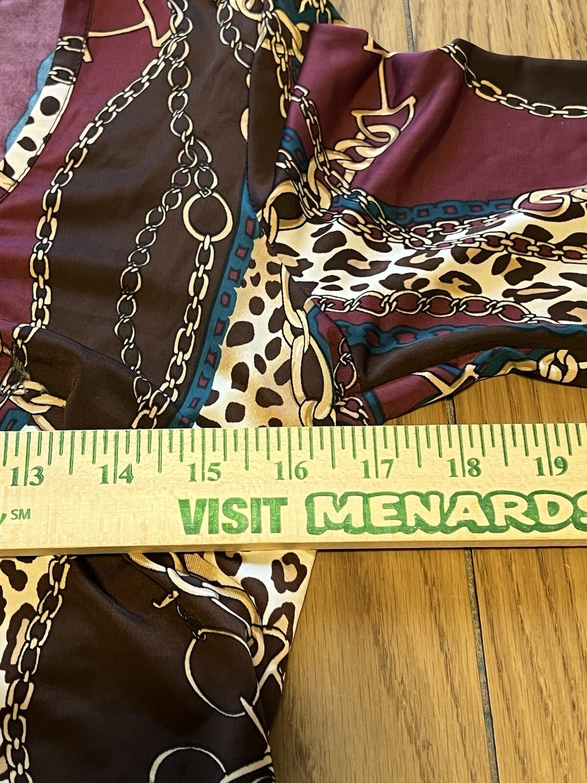 Dressbarn Multicolor Print Stretchy Dress Chain Design Size Small Classic City