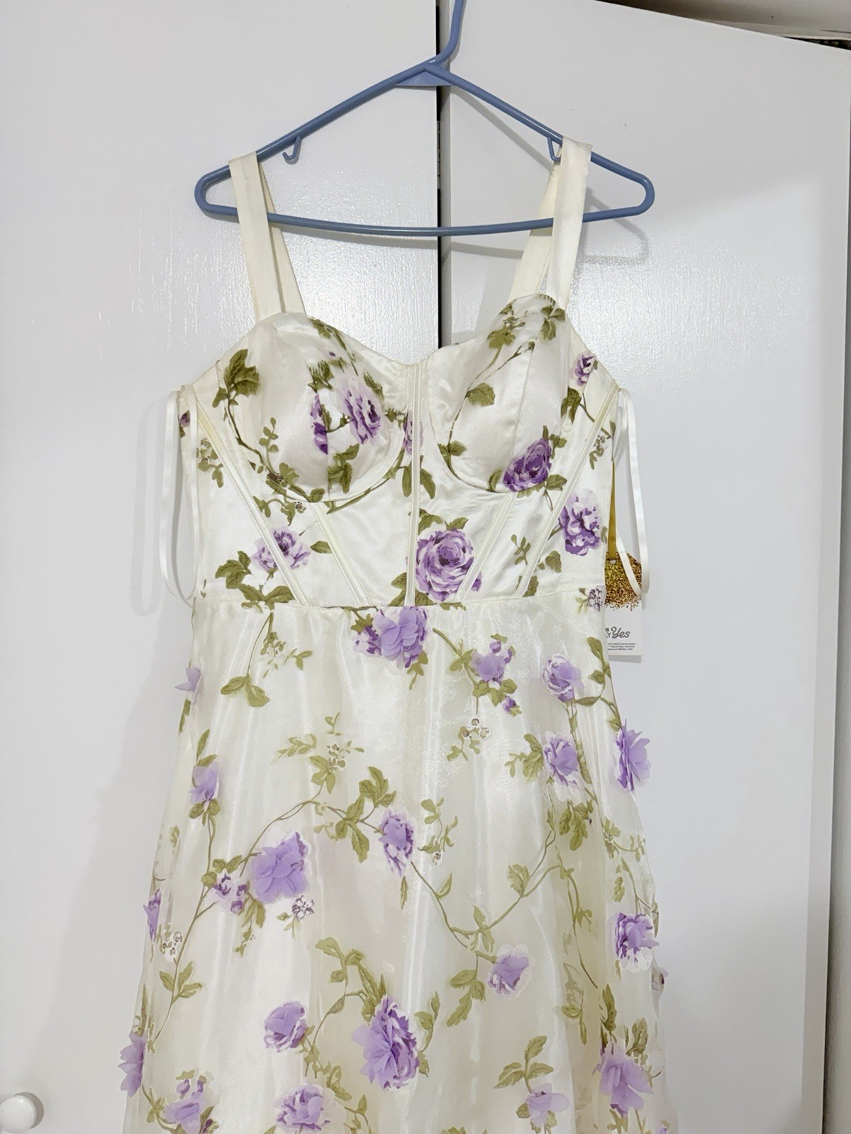 Say Yes 14W White Satin Floral Sweetheart A-Line Long Formal Dress