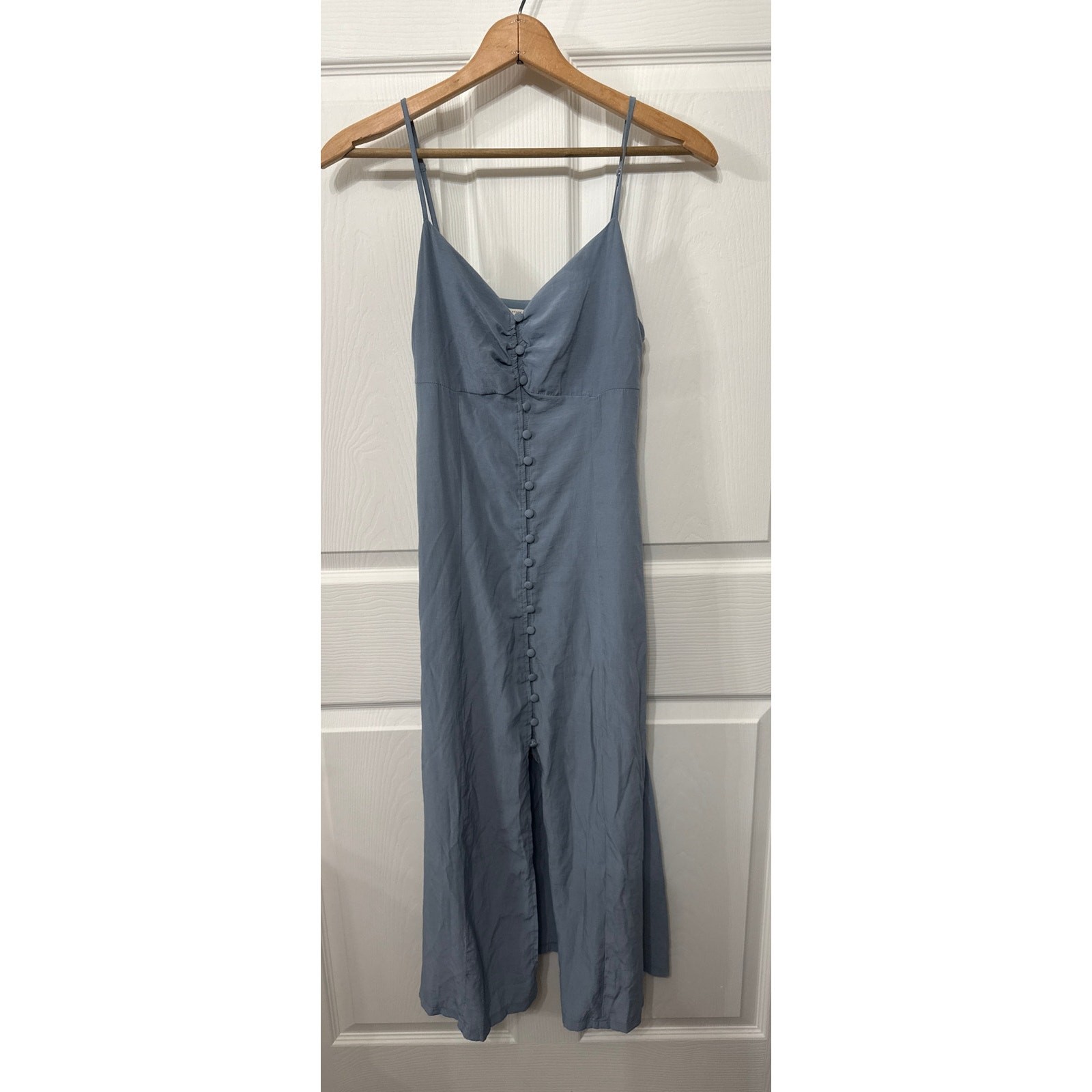 Grade & Gather Button Down Spaghetti Strap Midi Dress in Smoky Blue, S