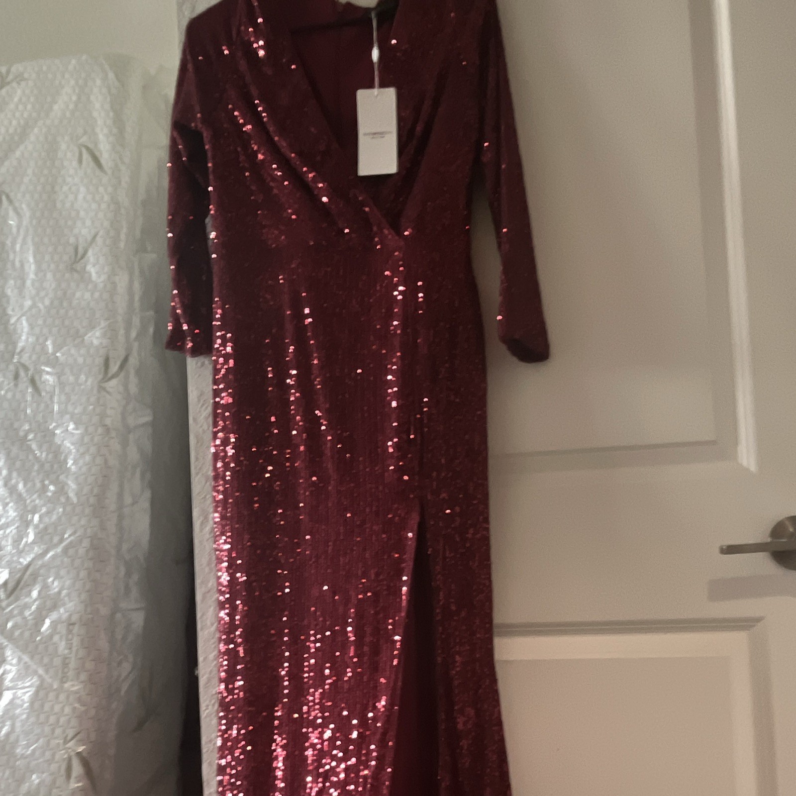 Ever-Pretty Burgundy Sequin V-Neck 3/4 Sleeve Maxi Dress Side Slit M