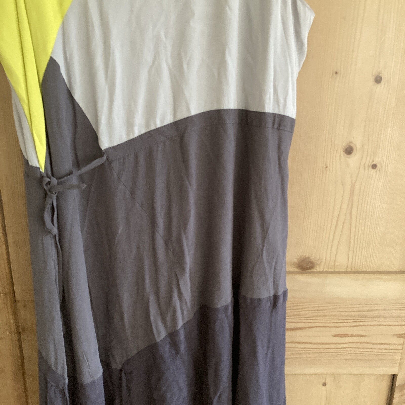 Mint Velvet grey yellow colourblock midi dress UK18 v-neck sleeveless, lined