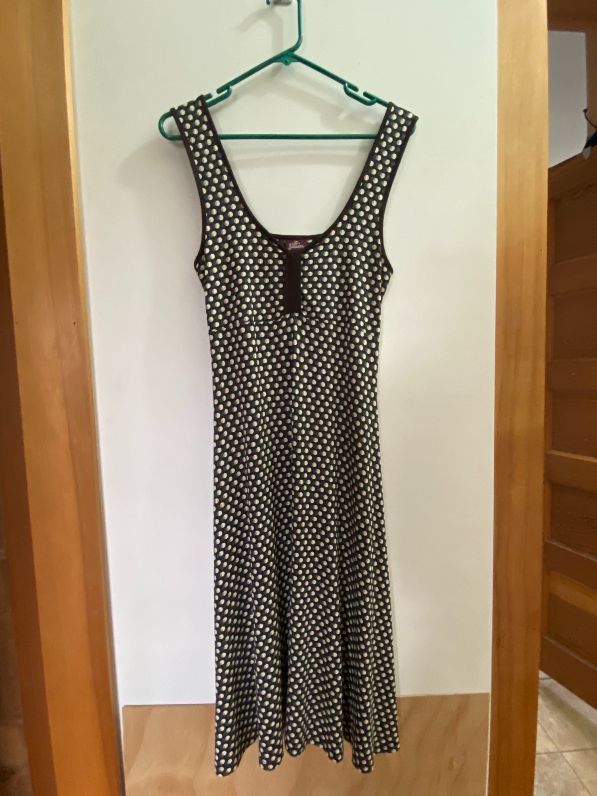 Salaam dress M- blue,beige, white, black polkadot dress