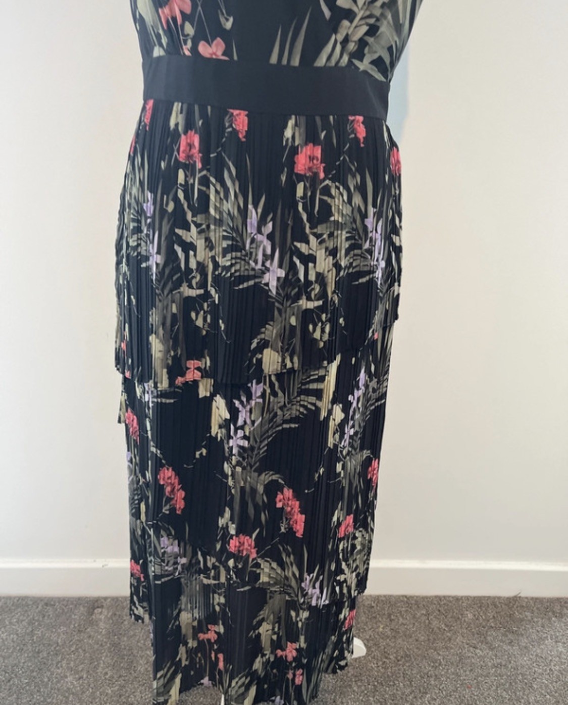 Ted Baker ‘Malinae’ Highland Tiered Pleated Midi Dress 3 12 BNWT