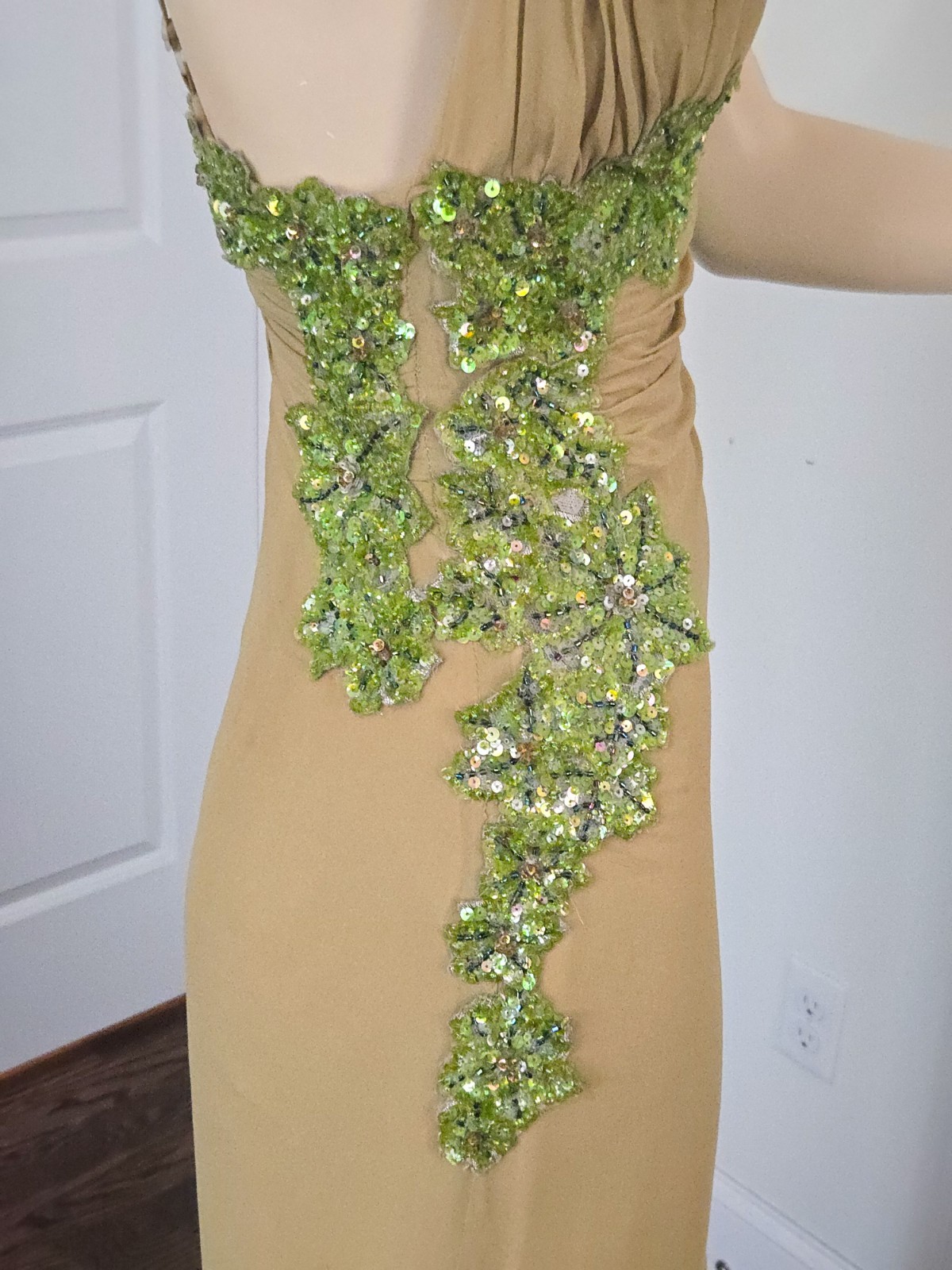 Vintage Mandalay Green Silk Beaded Sequin Y2K Plunging V Neck Evening Gown 6