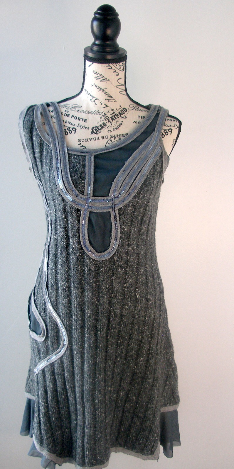 Radzoli Gray Knit Dress with Sequin Details and Ruffle Hem Boho Artsy Large