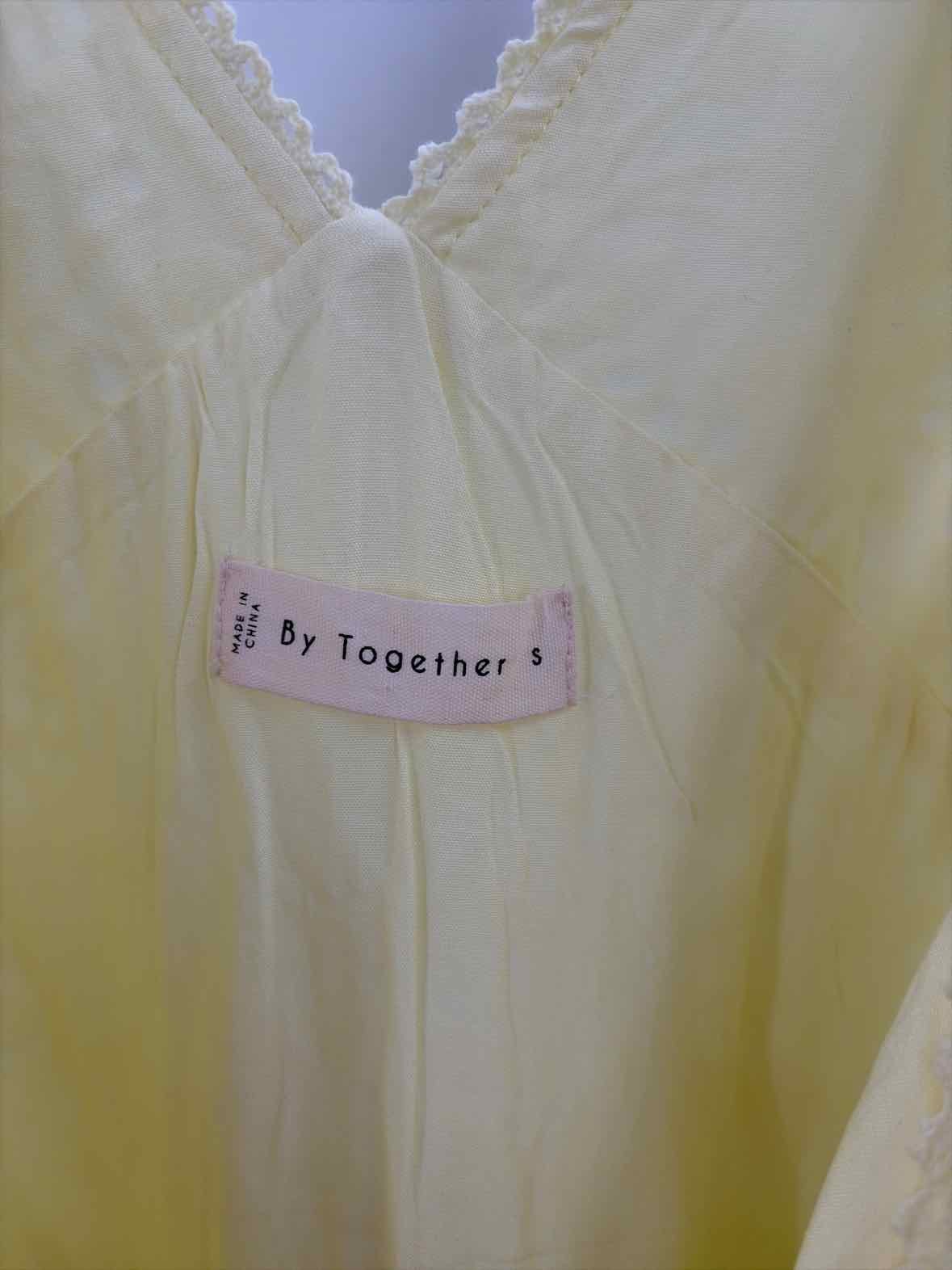 Pre-Owned By Together Yellow Size Small Knee Length Sleeveless Dress