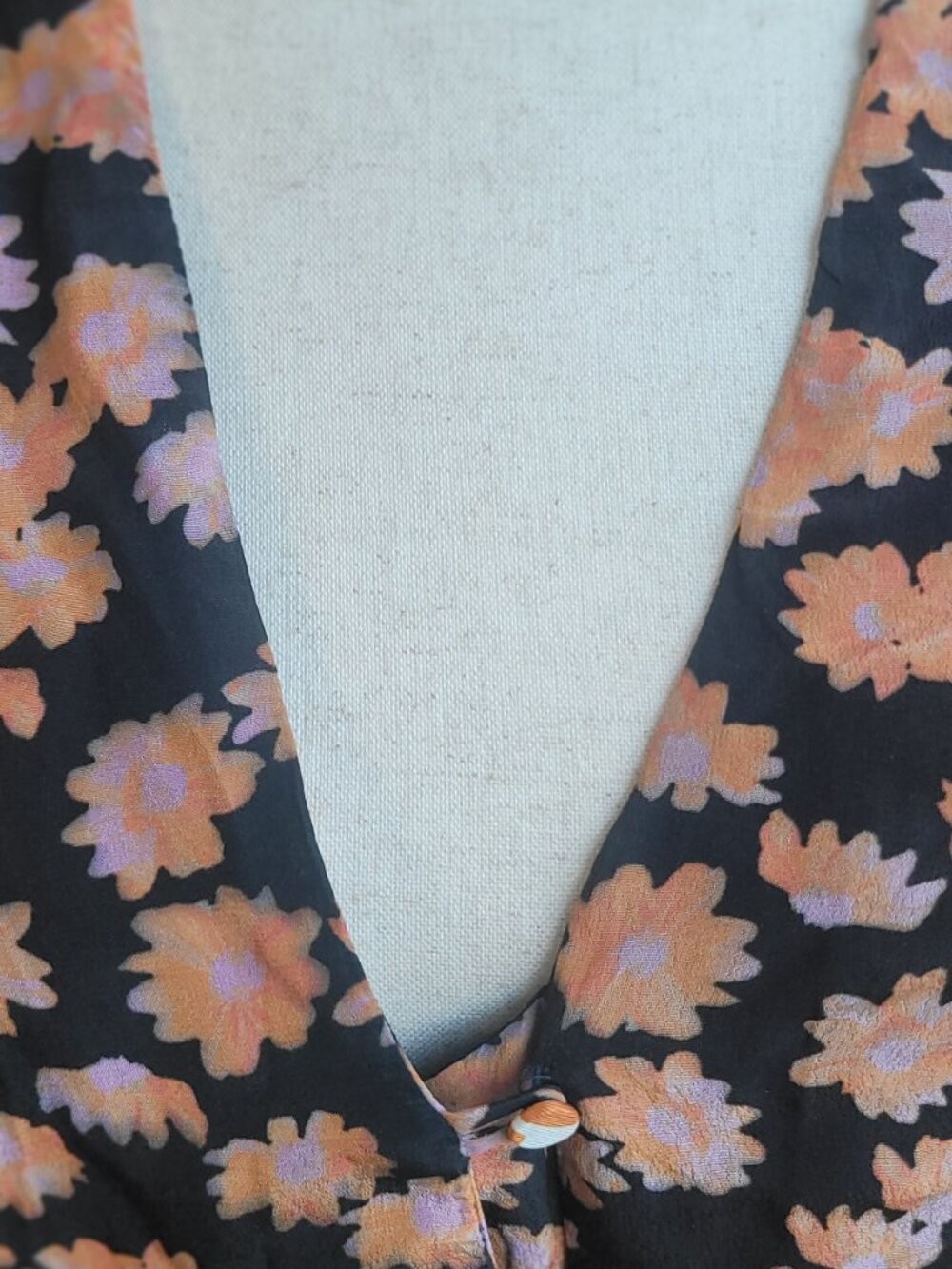 VEDA Floral Button-Front Maxi Dress – Size M – Boho Cottagecore