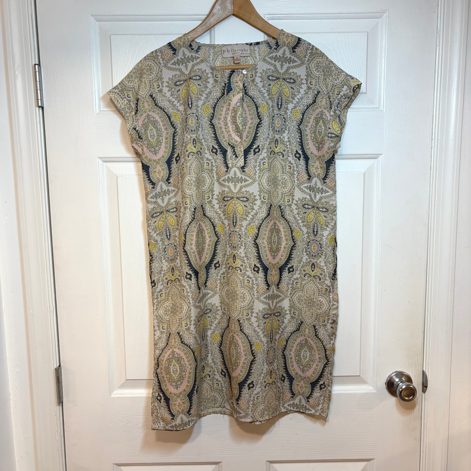 Philosophy Paisley Shift Dress Tan Yellow Pink Navy M Loose Relaxed Flowy Light