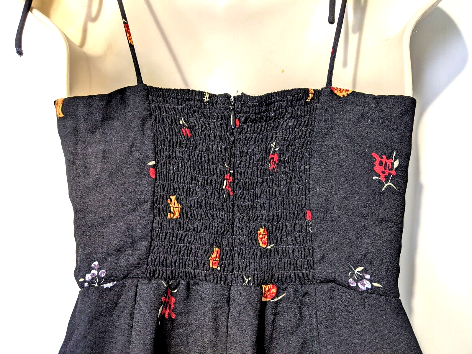 NLW Women’s Fruit Pattern Strap Mini Dress Sz Medium 100% Poly Back Zip EUC