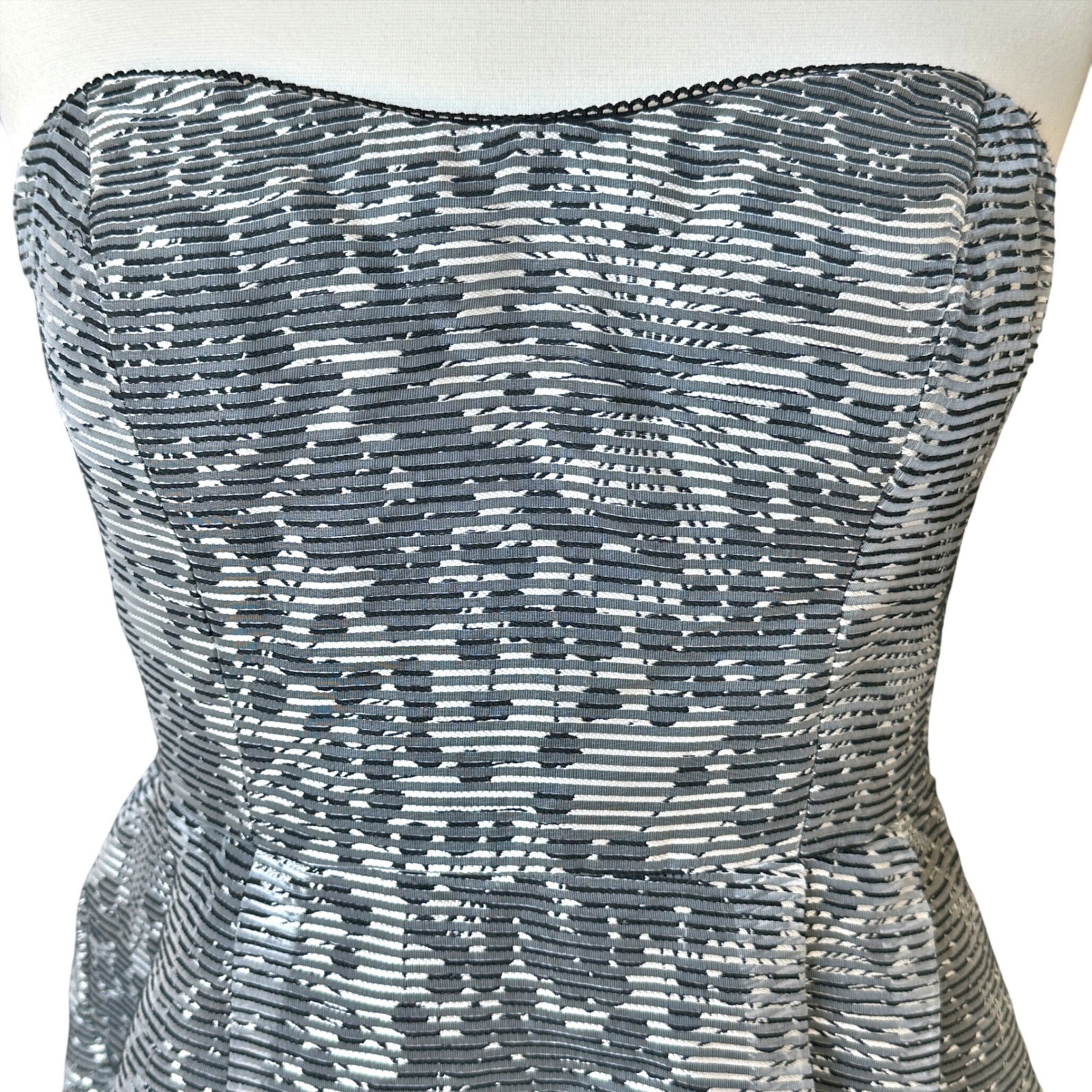 Adrianna Papell strapless sheath dress sweetheart print with puff hem Cocktail