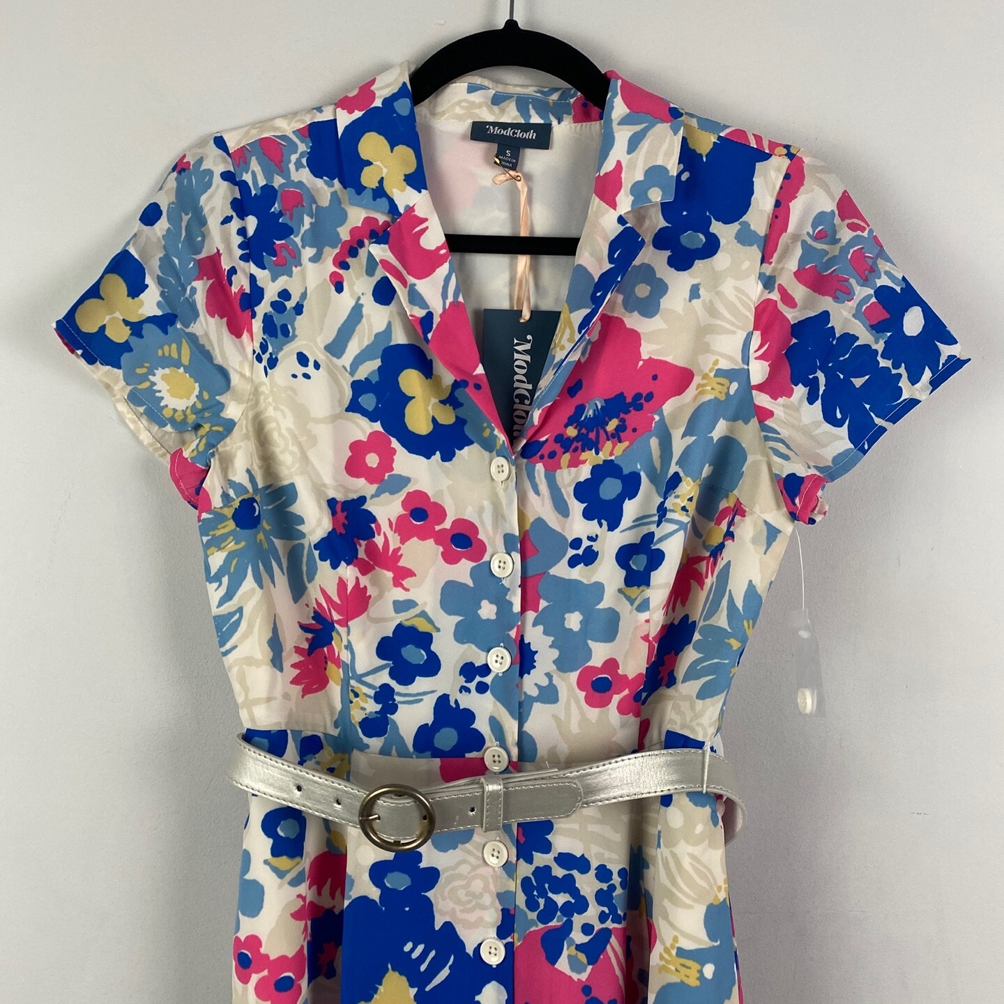 Modcloth Exciting Find Shirt Dress Size Small Belted Blue Pink Floral Button