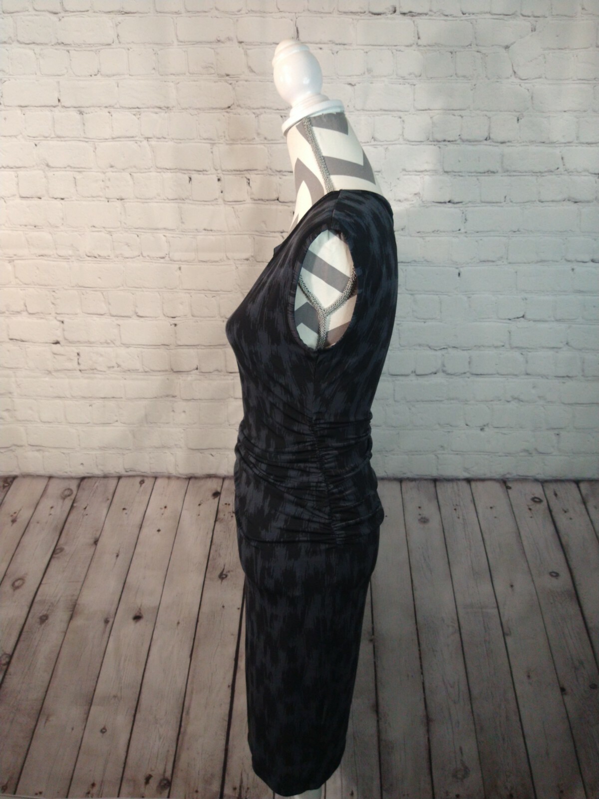 Black & navy blue BANANA REPUBLIC side rouching TUBE DRESS – sz XS / barely worn
