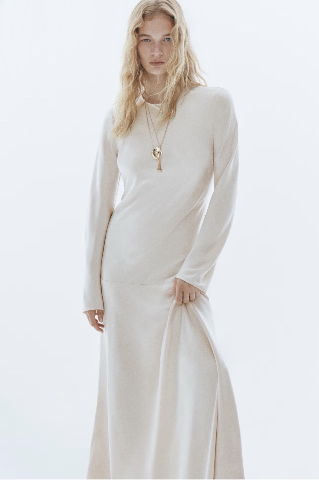 H&M Open Back Long Sleeve Satin Dress In Light Beige Size Small. NWT (runs Small